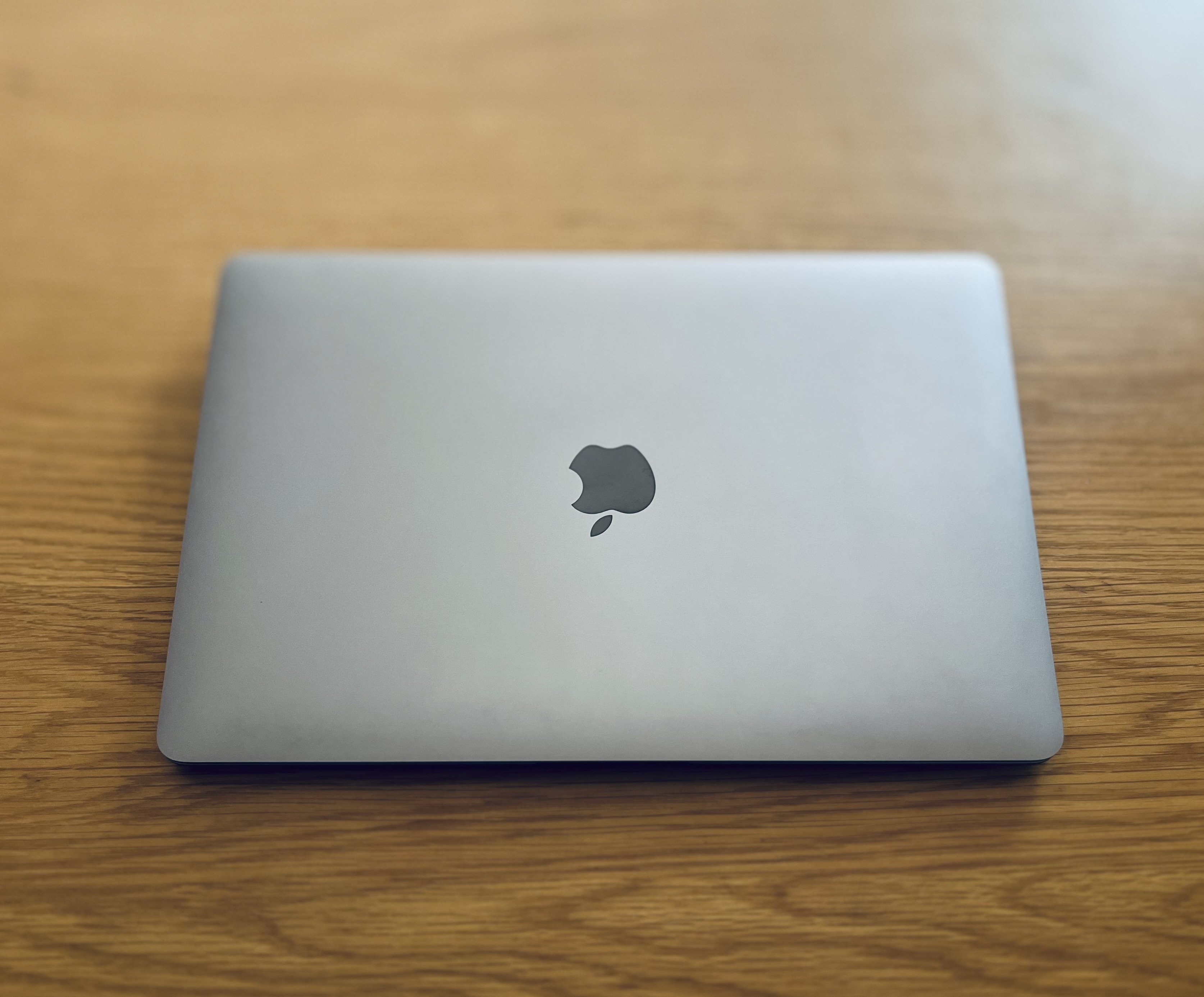 【粉雪様】MacBook air M1 2020 MacBook Air(M1 2020)と一緒に使っているガジェットたち｜mame