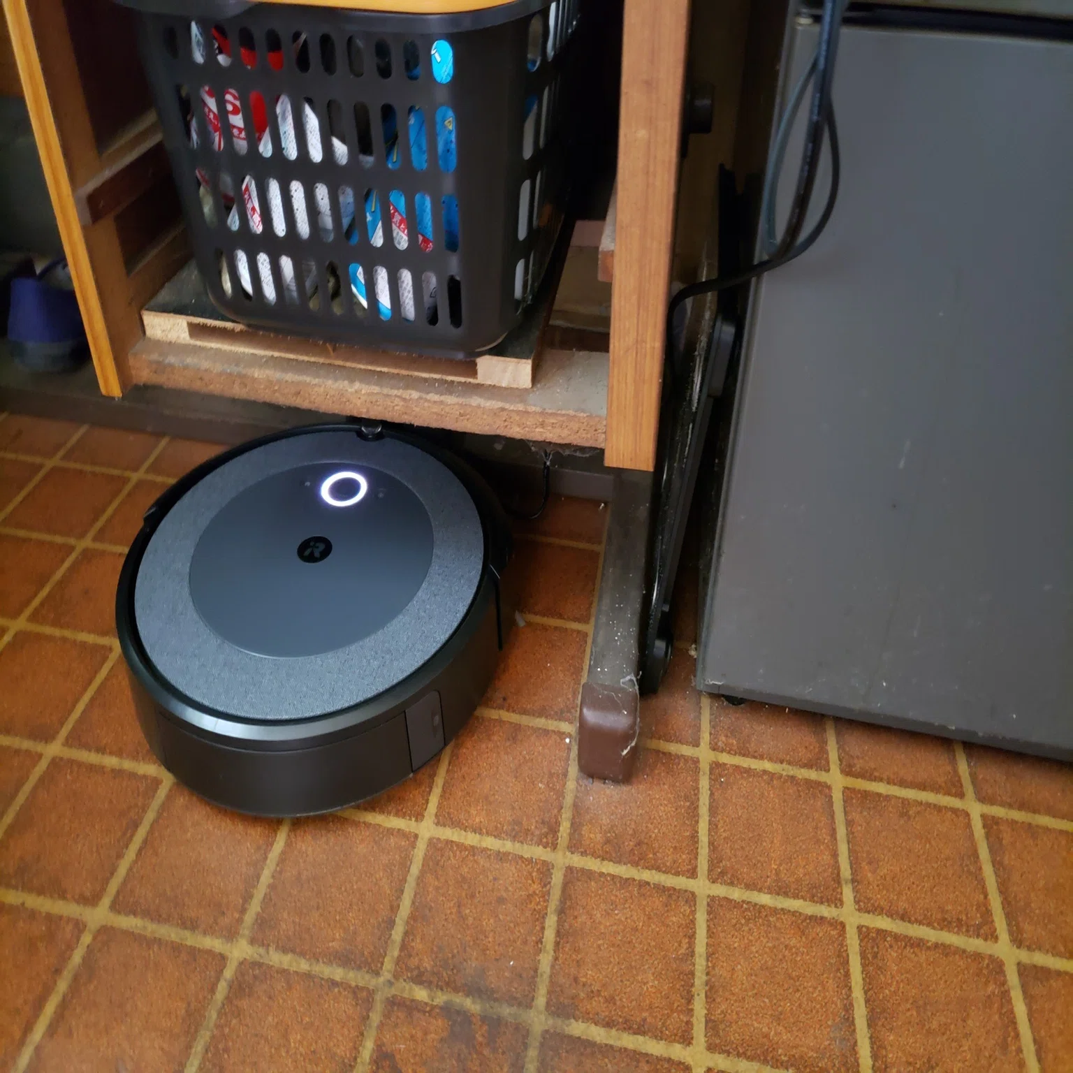 ロボット掃除機 ルンバ i3 その4 ゴミ自動収集スタンドは必要か｜有 