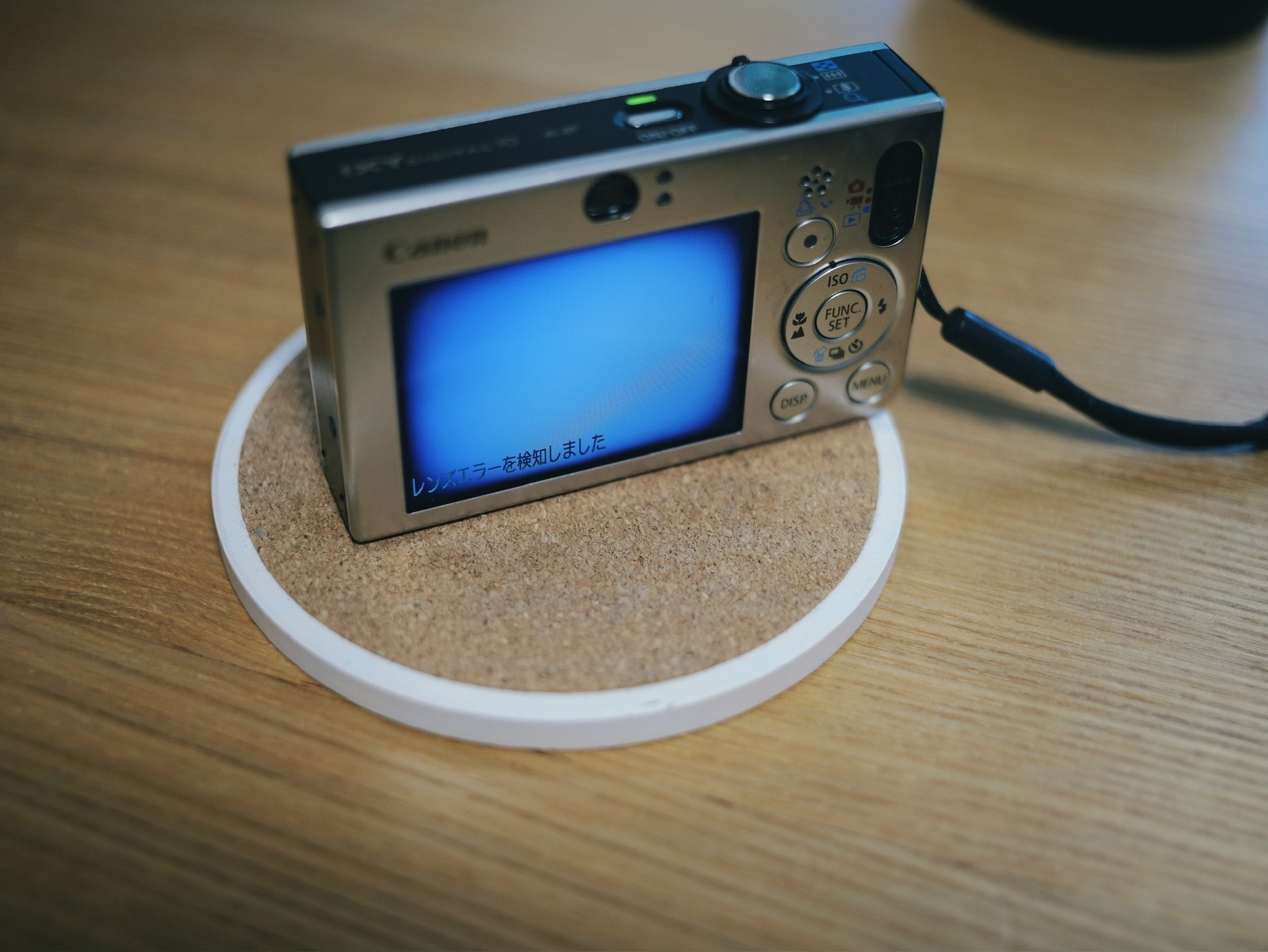 一瞬だけ復活したCanon IXY DIGITAL 10｜にしかわささき