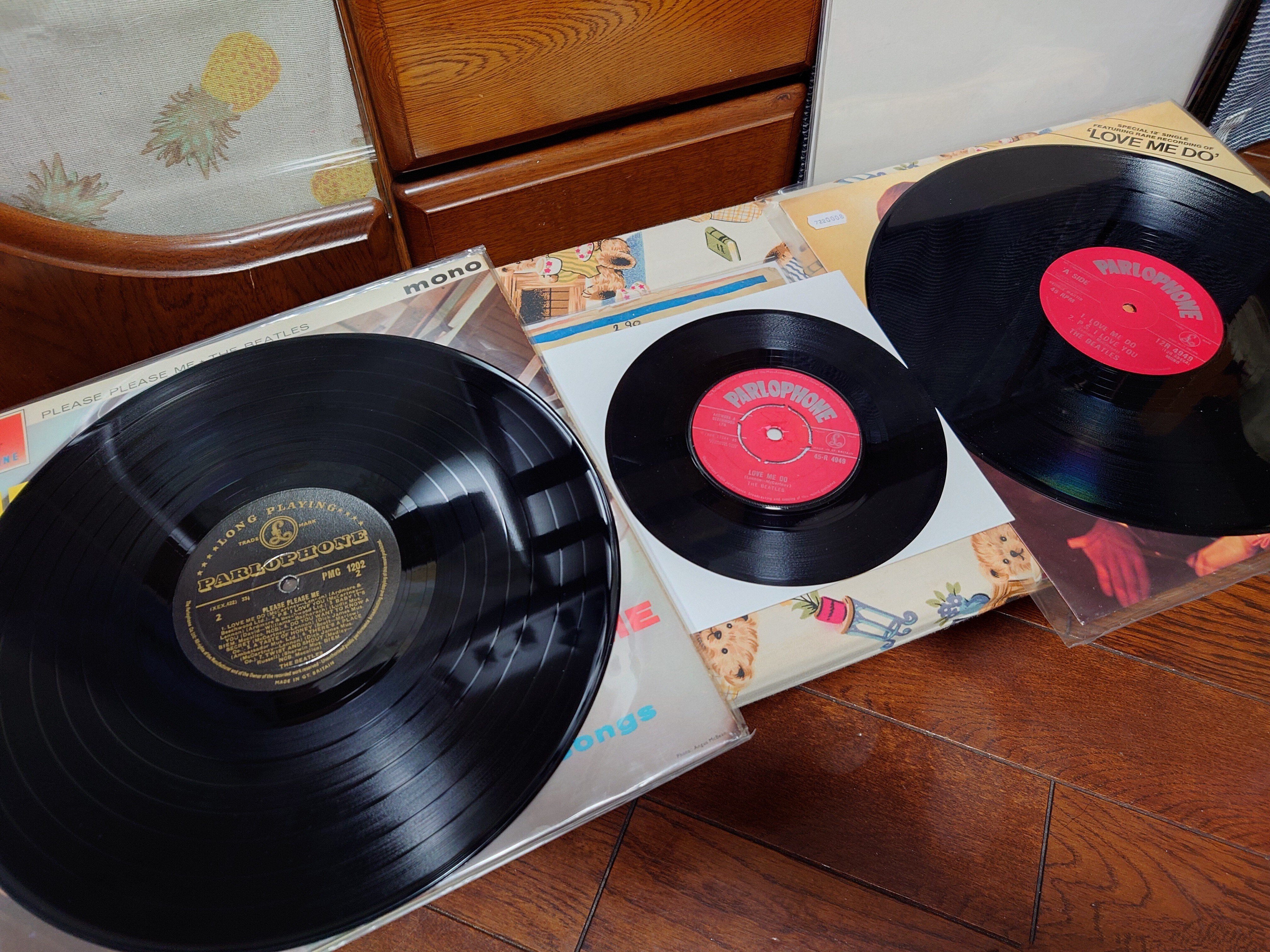 THE BEATLES ／LIVE   2枚組12インチレコード THE BEATLES ／LIVE 2枚組12インチレコード - メルカリ