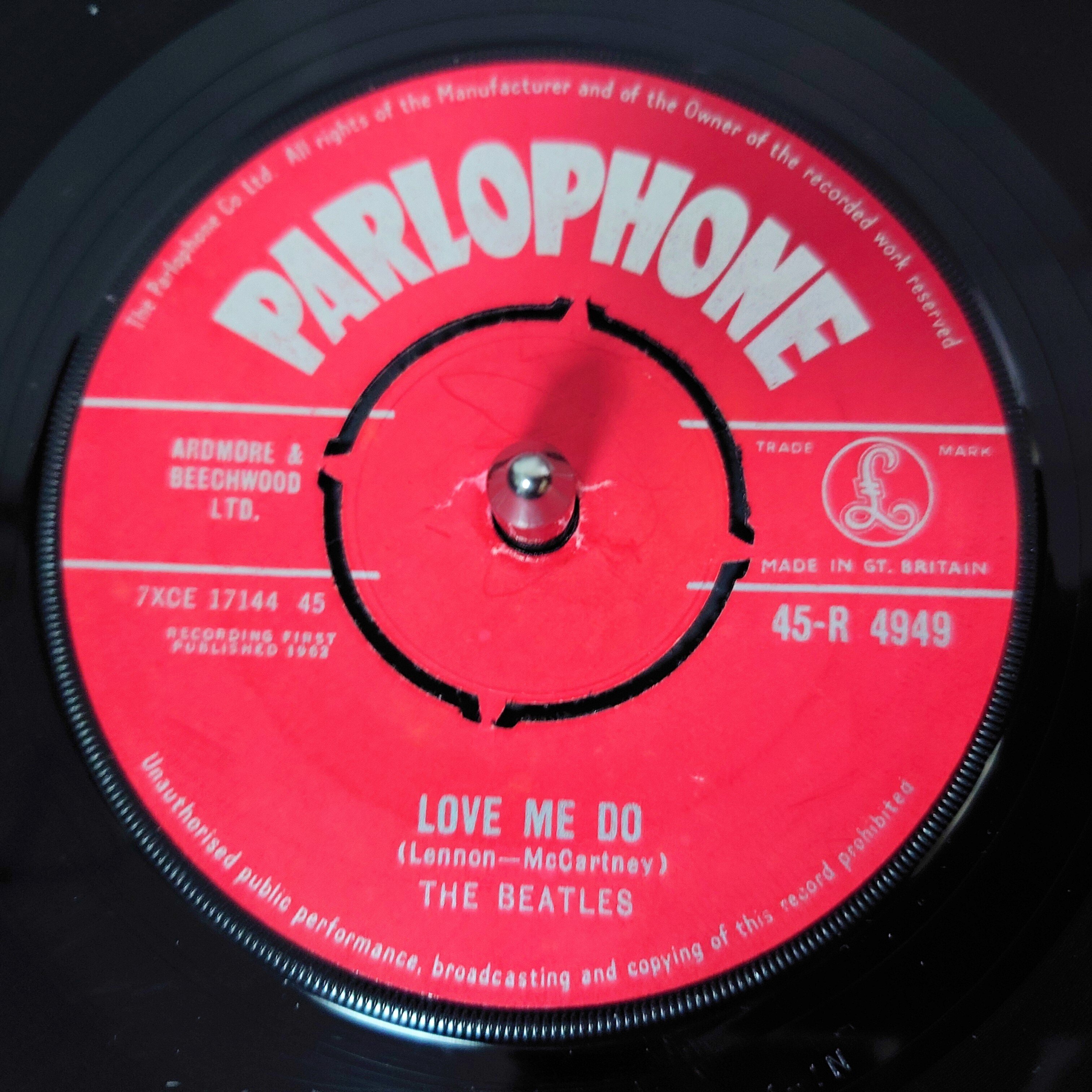ビートルズ　Love Me Do　オーストラリア盤 12” レコード ビートルズ Love Me Do オーストラリア盤 12” レコード LOVE ME