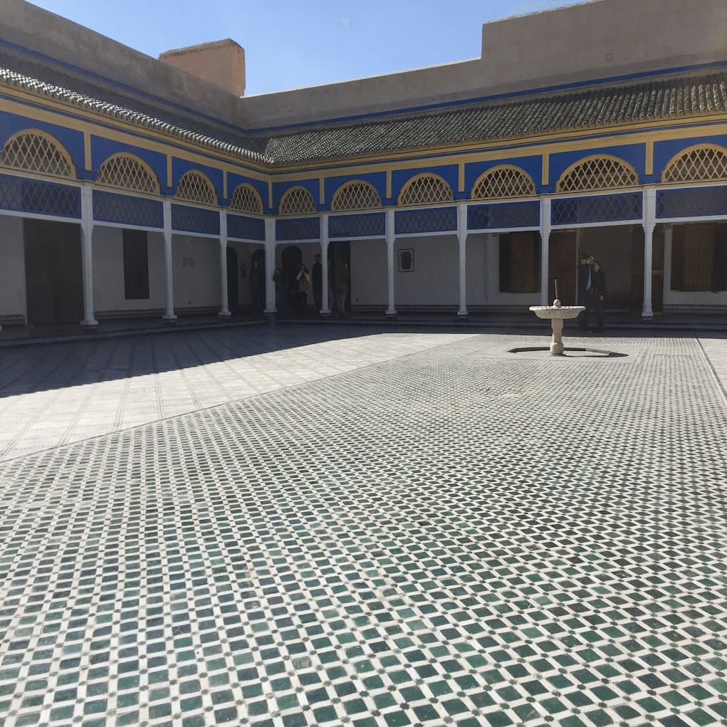 モロッコ 11日目 「僕は10ディルハム払っただろ！！」怒鳴り声がフナ