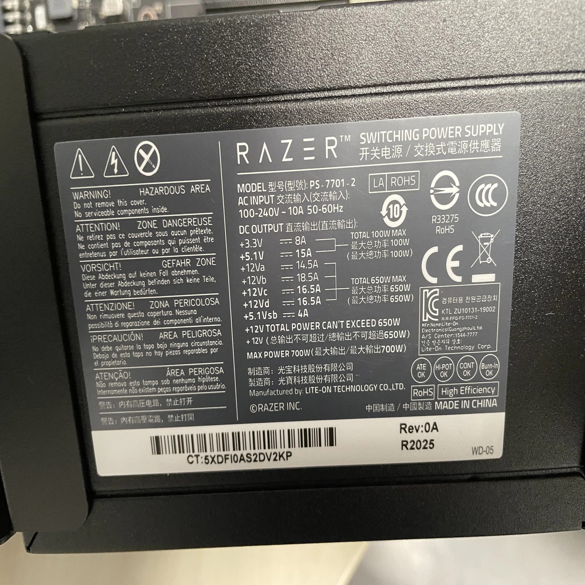 GeForce RTX 4090をRazer Core X Chromaに取り付けて動かせるように 
