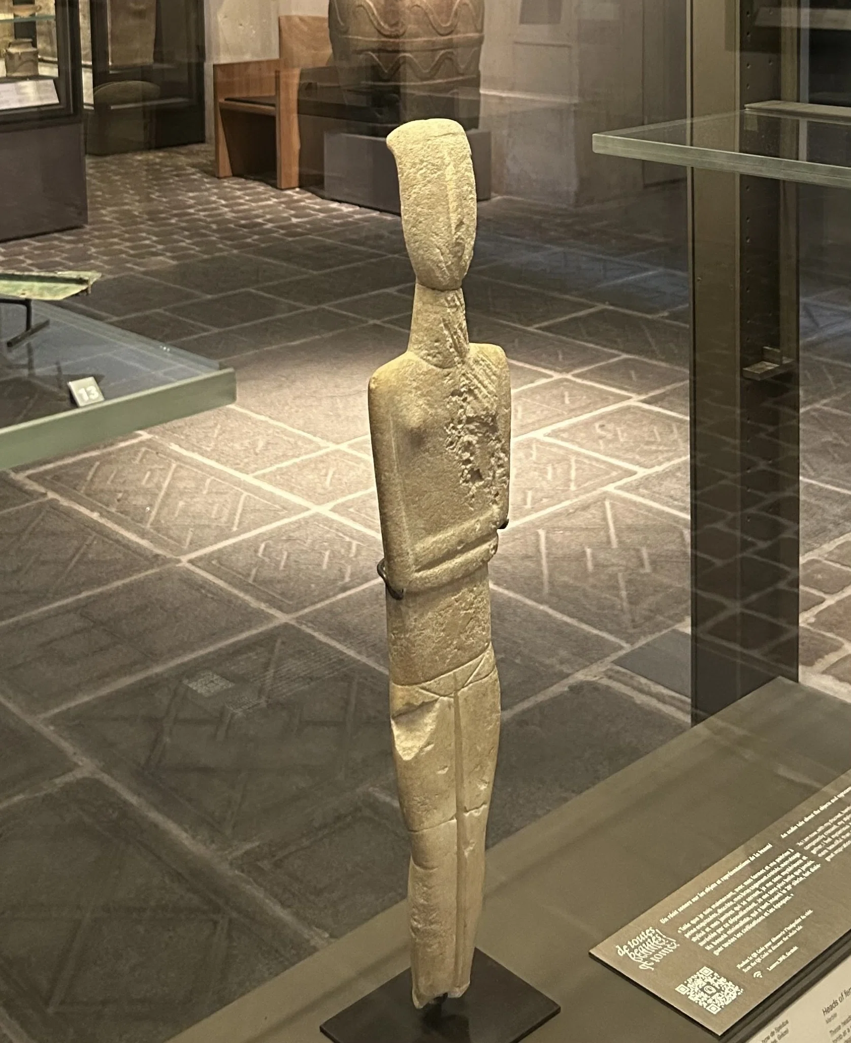 子供のためのルーブル美術館(177) 青いエーゲ海を知る顔/この