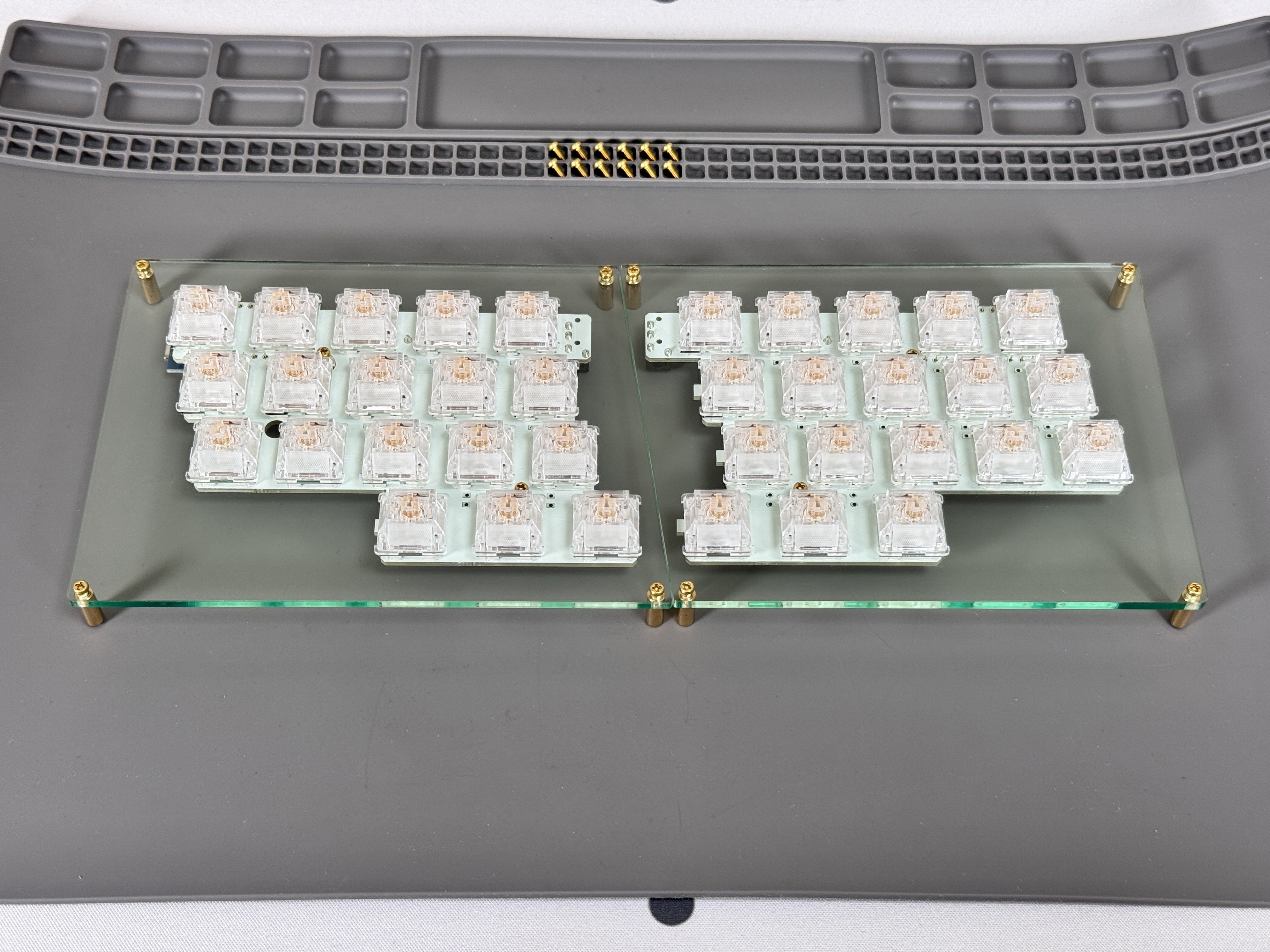 Gravity 36 完成品　オプションアクリルプレート付き　おまけ多数 クリアアクリルプレート- Gravity36オプション – Greenkeys Shop
