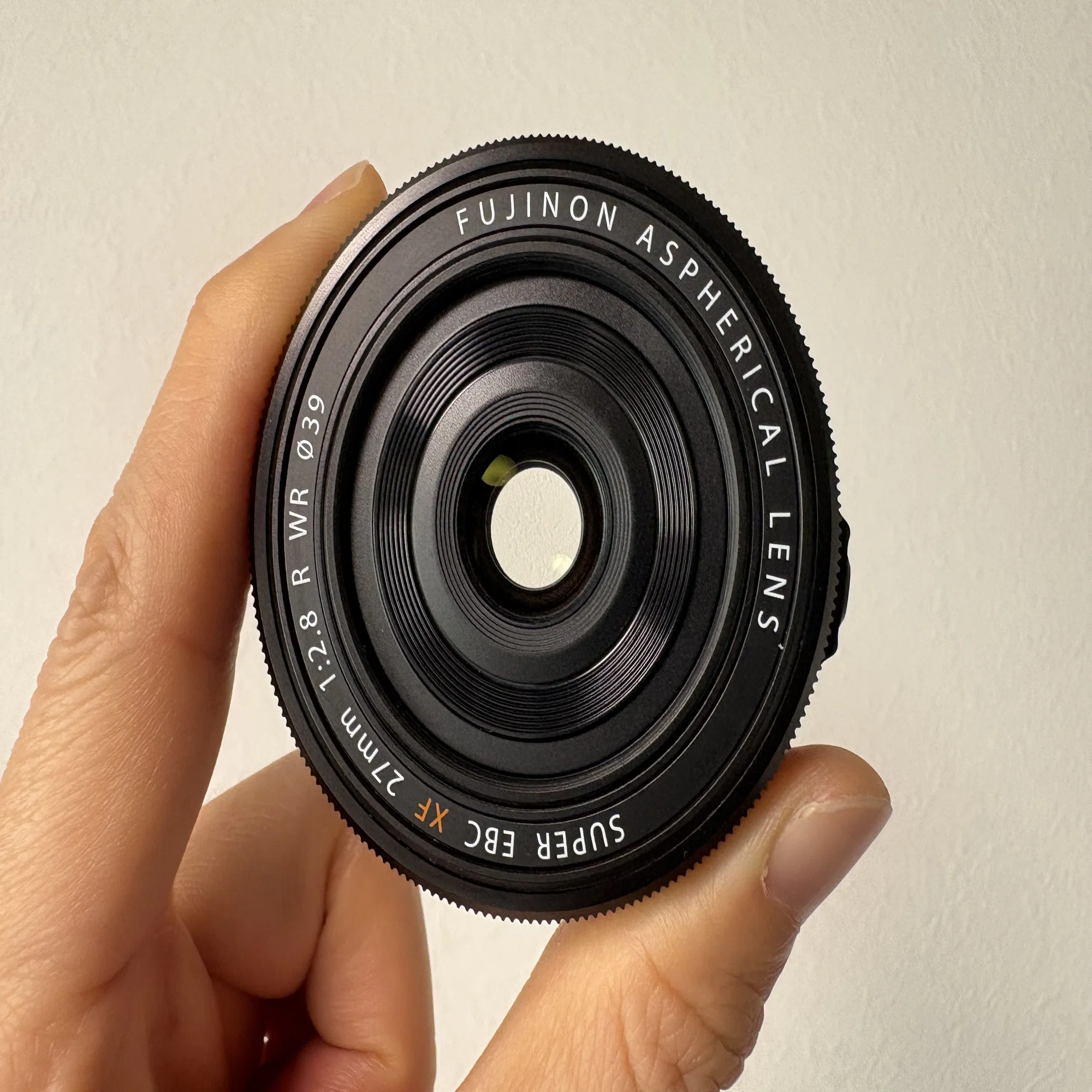 パンケーキレンズを買った / FUJIFILM XF27mmF2.8 R WR｜chiba
