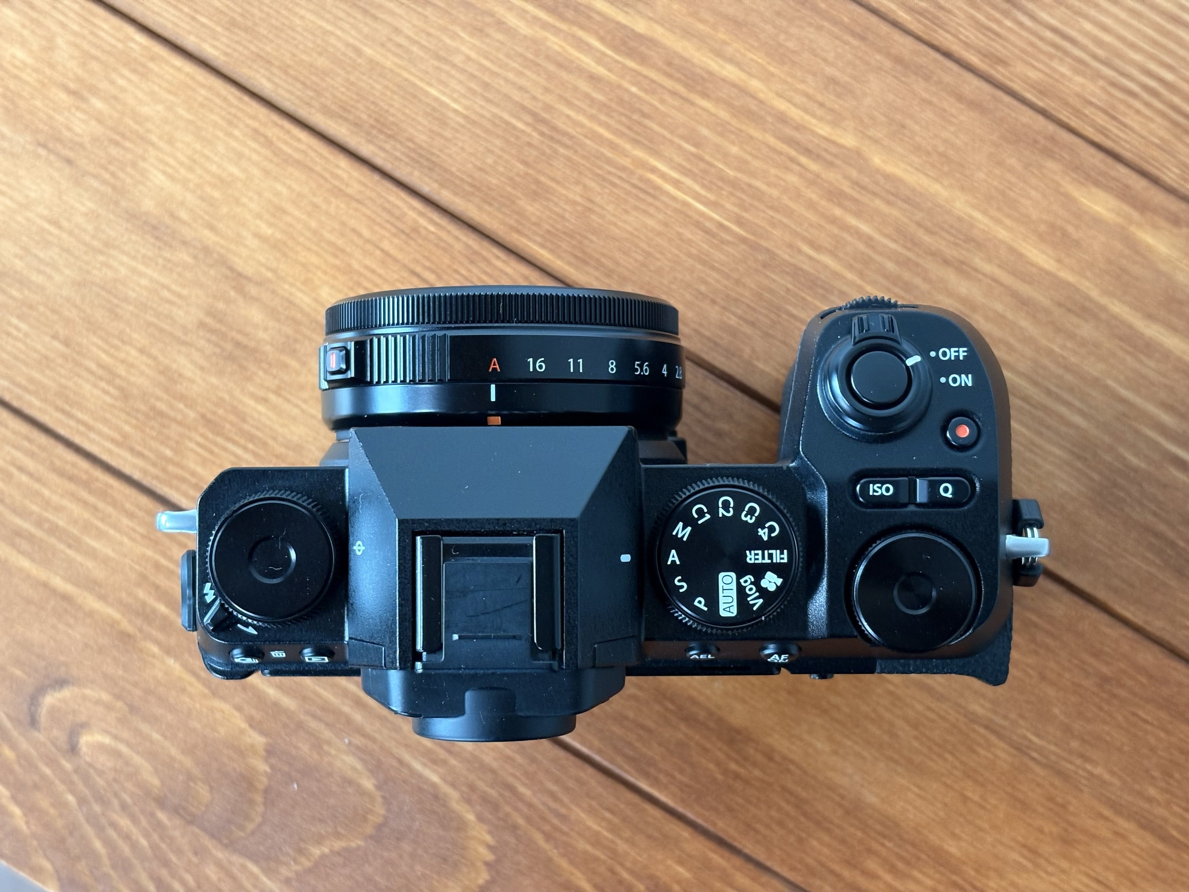 【美品・即発送】富士フイルム XF27mmF2.8 パンケーキレンズ 富士フイルム「XF27mmF2.8 R WR」レビュー。人気パンケーキ