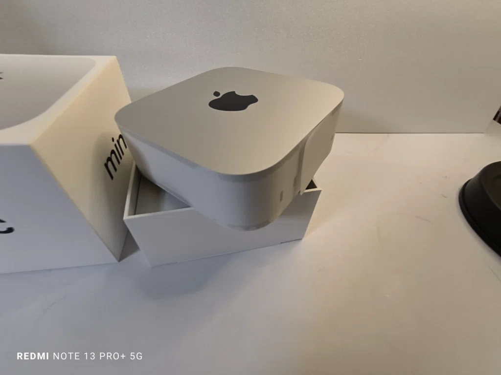 Stable Diffusion】最小構成M4 Mac mini実機レビュー【M1とも比較