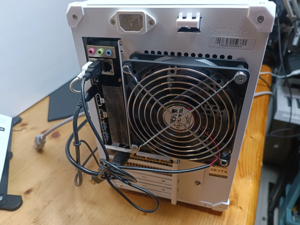 BD790I SEとJonsbo C6 ITXなどで自作PCを組んだら自己満足した｜重藤 六