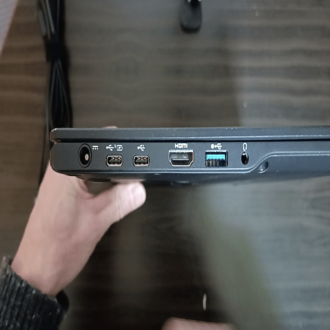 迷っている時が楽しい！1万円台後半で購入【第8世代Core-i7 メモリ16GB