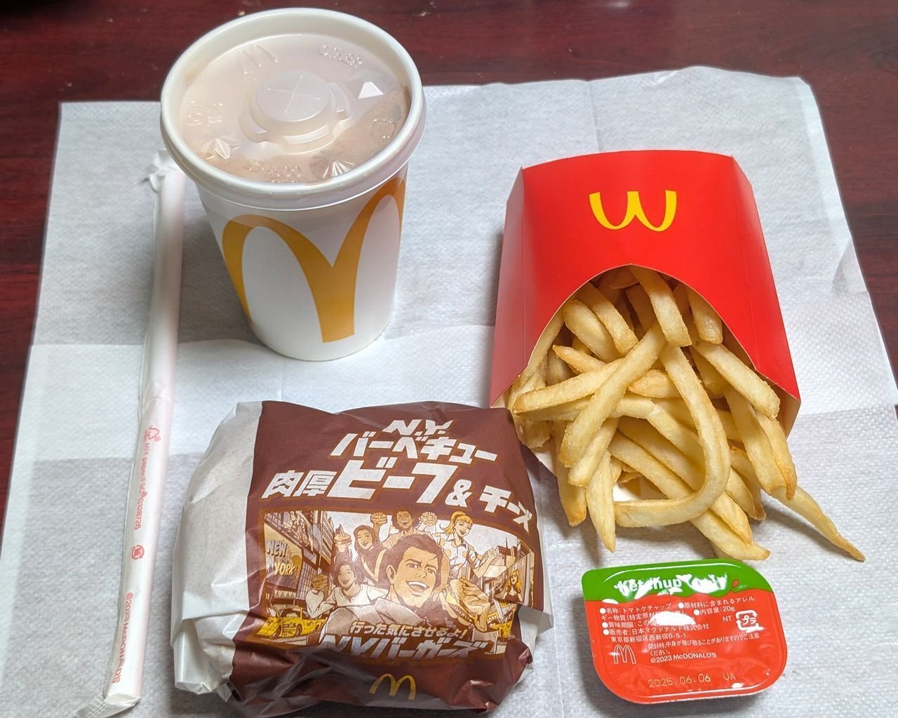 マクド】N.Y.バーガーズ🍔4種類コンプリート\(^o^)/3月上旬 マクド】N.Y.バーガーズ🍔4種類コンプリート\(^o^)/3月上旬