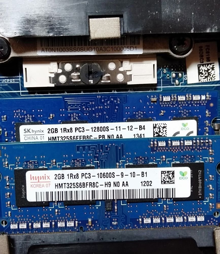 LaVie E PC-LE150N2W-H2を600円で買いました。｜ぶたうし