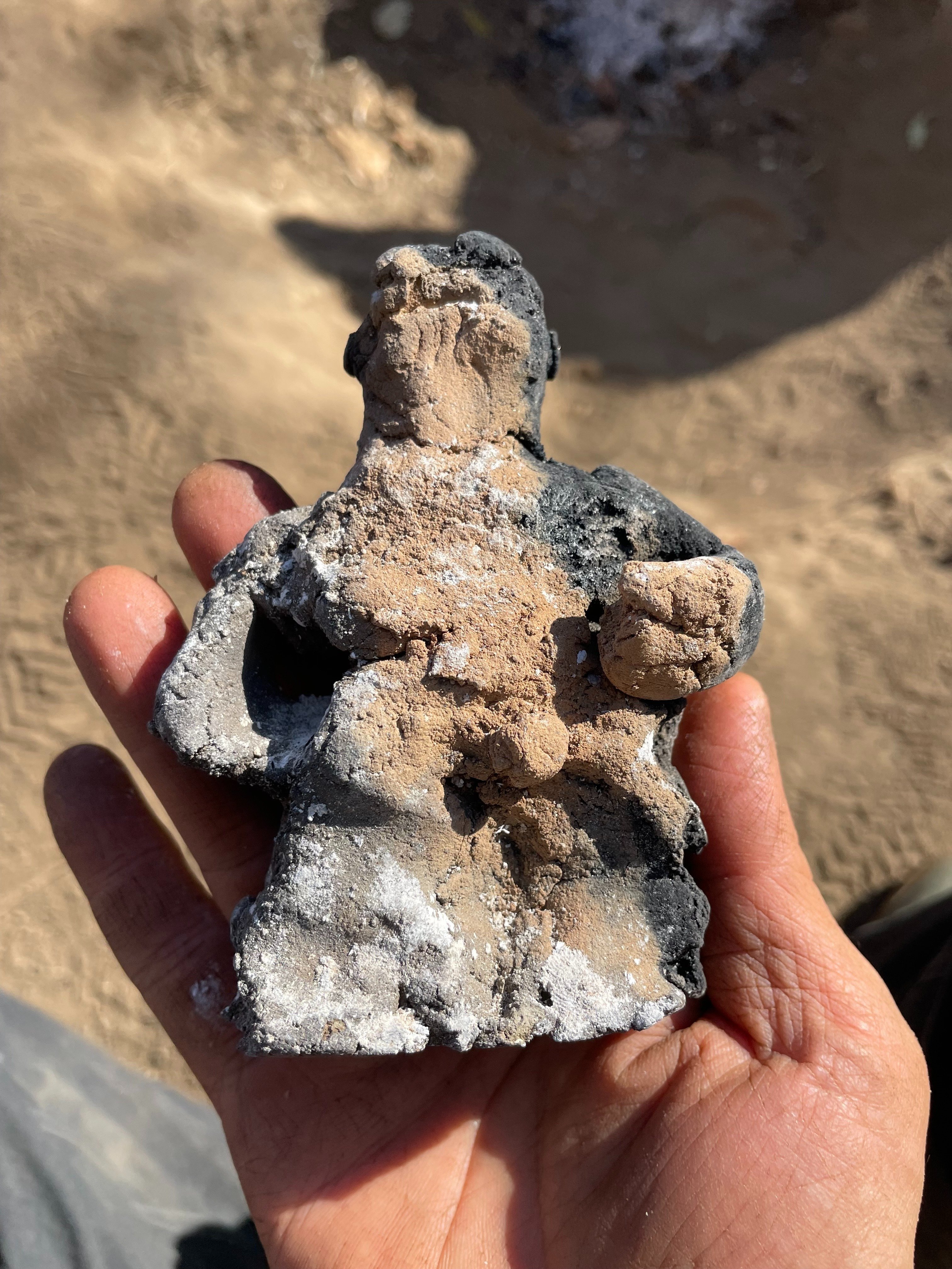 庭土器プロジェクトレポート！ − 庭で庭の粘土から、縄文土器と穴窯