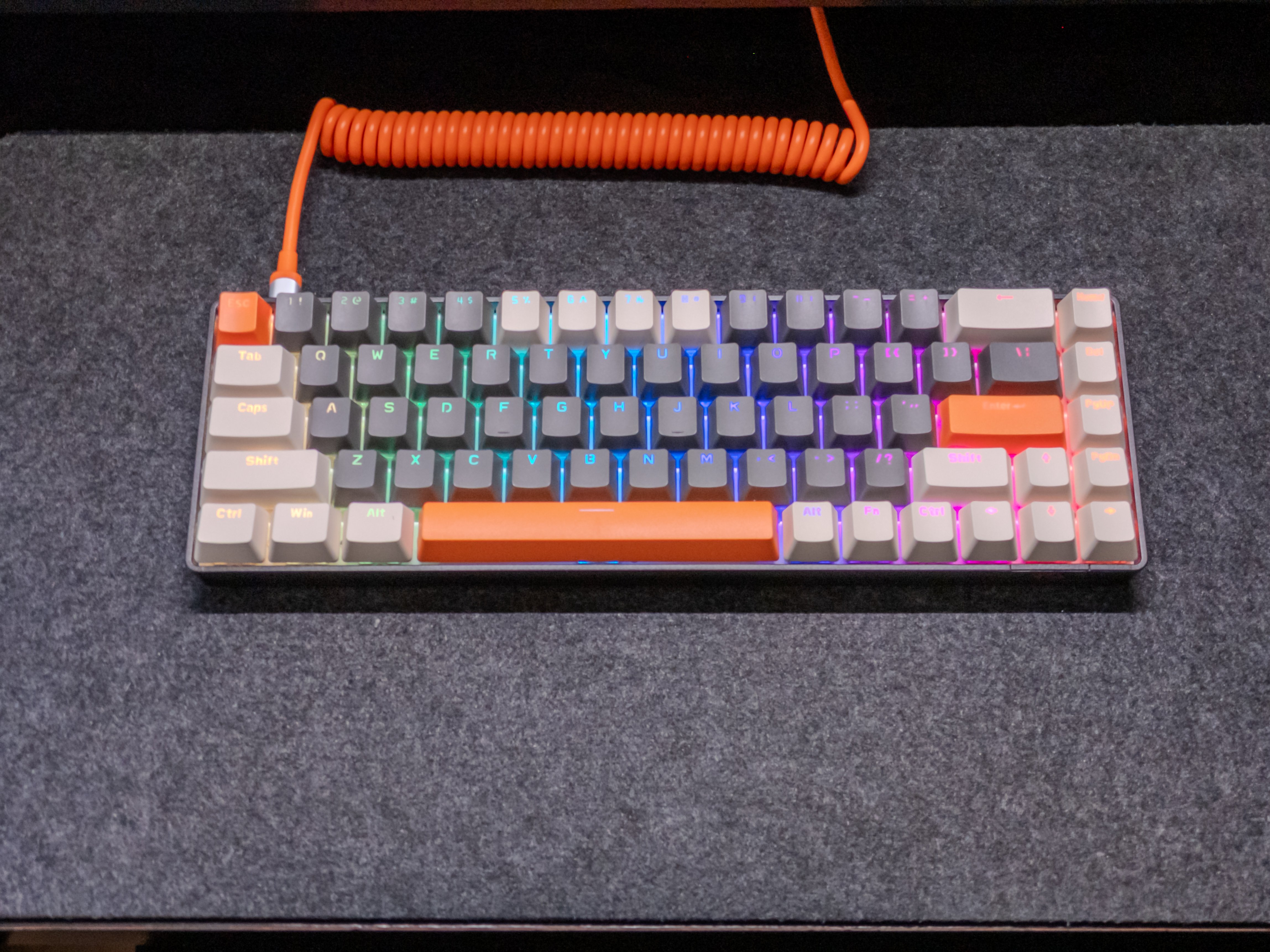 ガジェットレビュー】かわいい中華製キーボード。 │ ZIYOU LANG T8