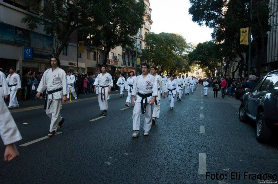 家族にサルー！異国にささげた空手人生｜Field-note｜志村まうしろ