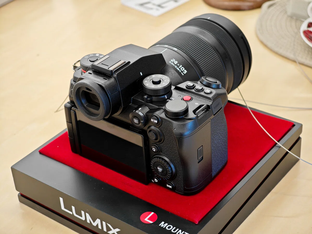 新製品『LUMIX S1RII』 購入前レビュー｜Photographer non?