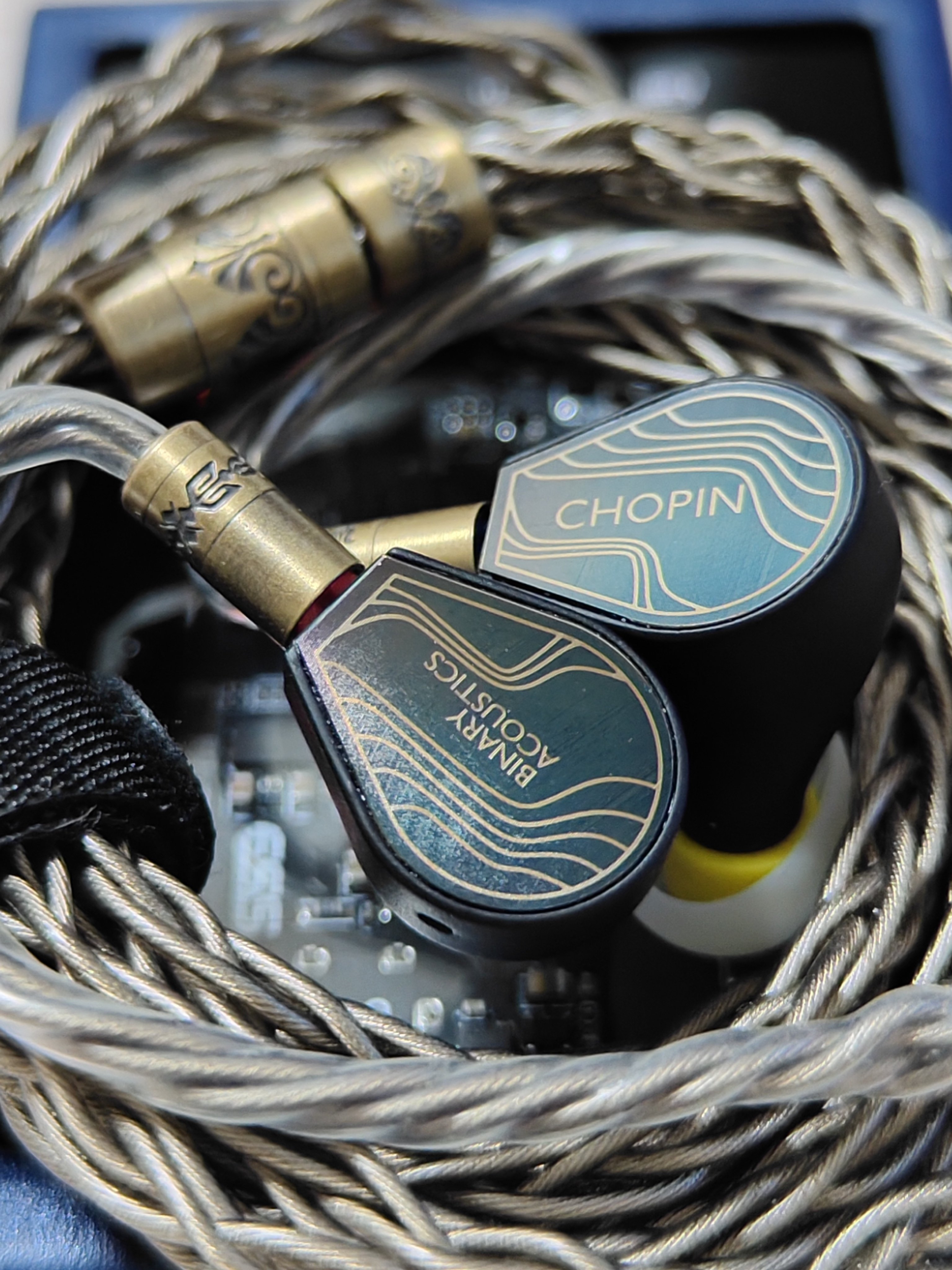 GIZAUDIO ✕ BINARY ACOUSTICS CHOPIN イヤホン Gizaudio × Binary Acoustics CHOPIN In-ear Headphones Review