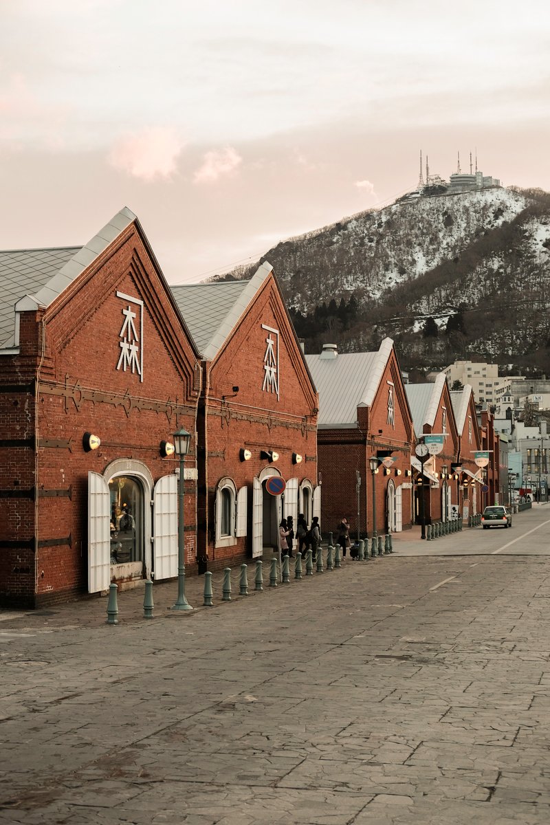 金森赤レンガ倉庫（北海道函館市）｜暇なし自由人