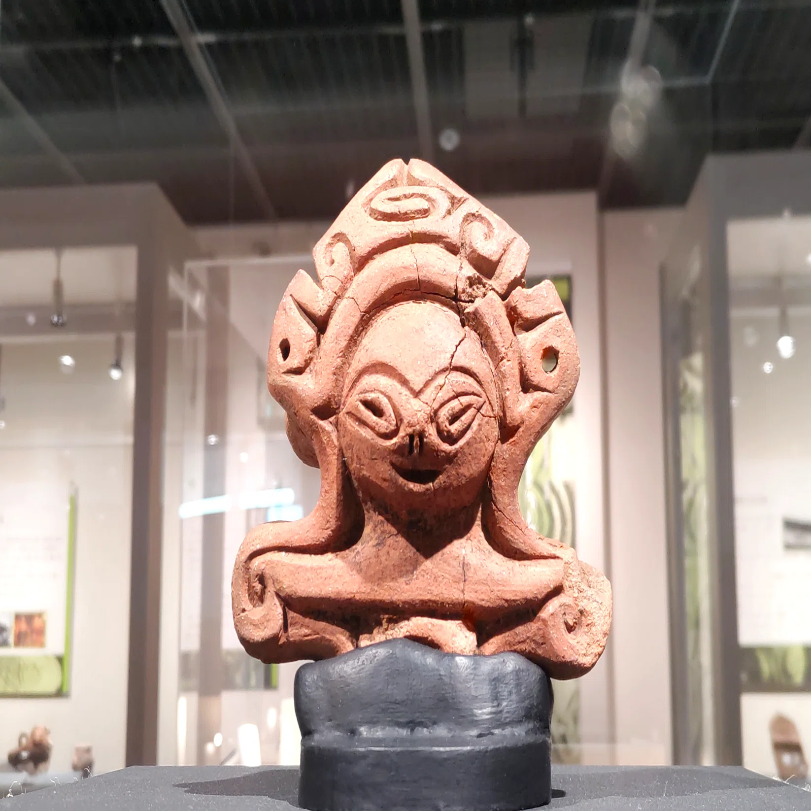 庭石 蝦蟇 置物 時代物(P347) 企画展「JomonCollection-韮崎市-」レビュー/釈迦堂遺跡博物館｜縄文