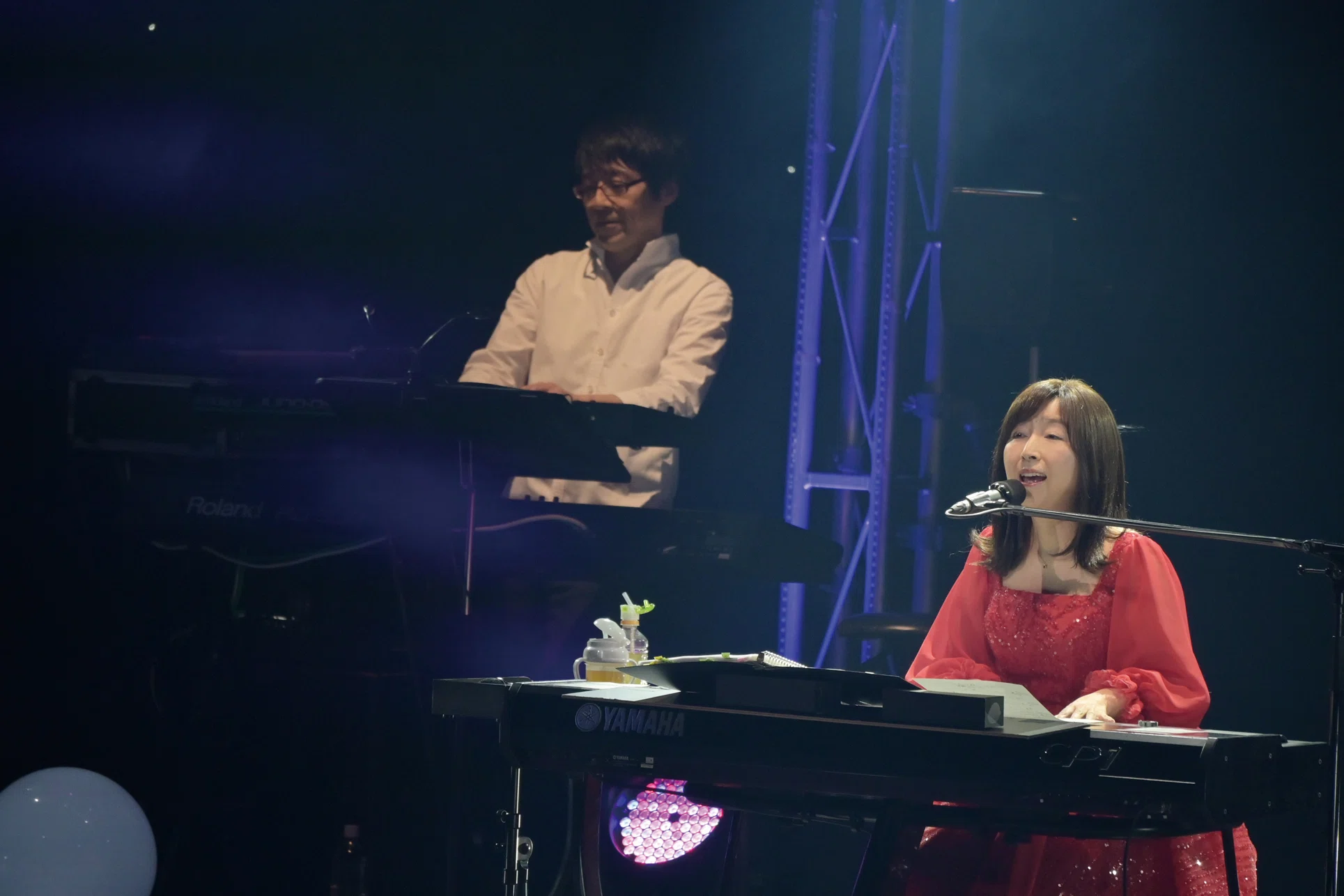 今年10月にソロデビュー40周年を迎える岡村孝子が昨年12月21日に LINE