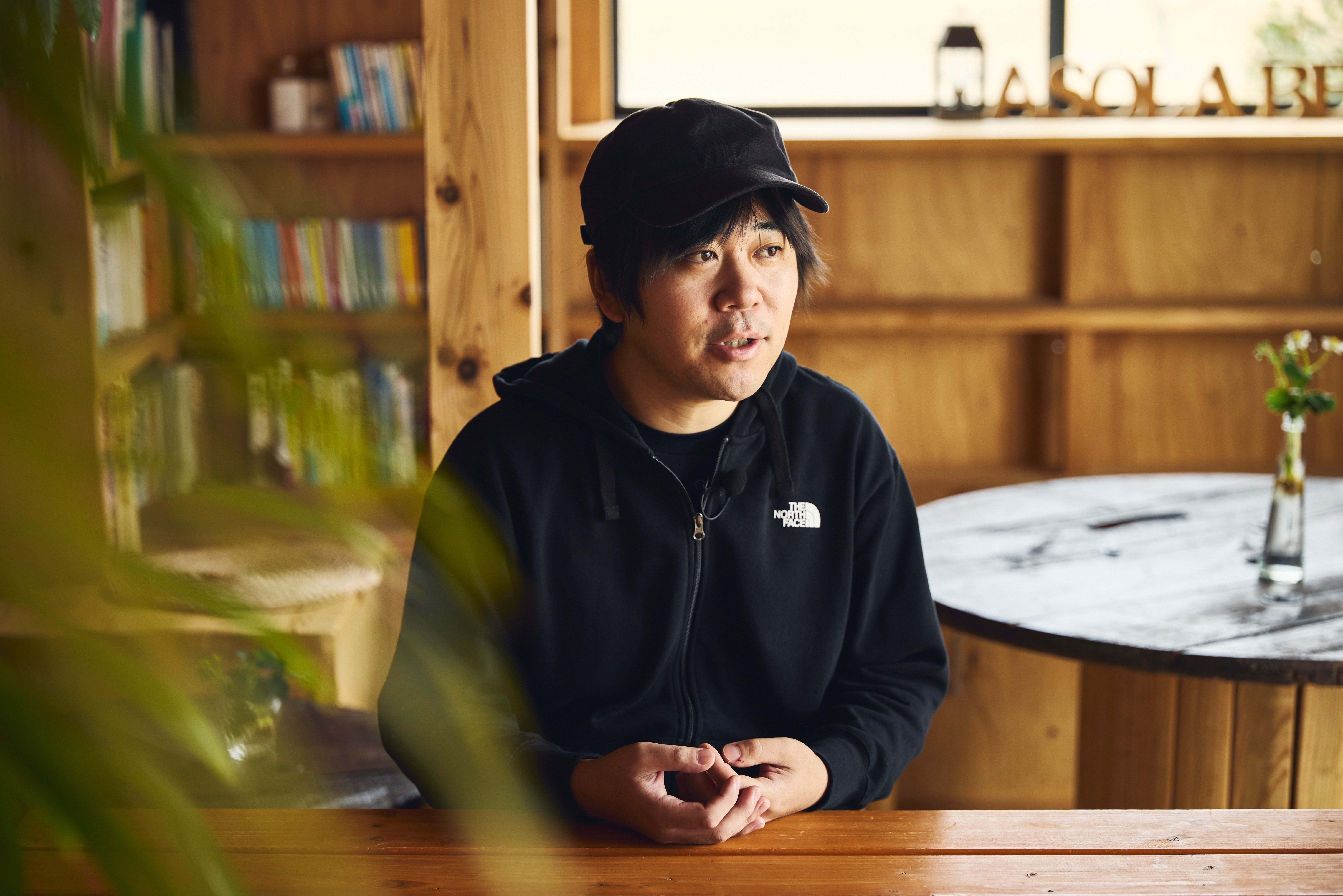 55 元エンジニアが始めた、自分らしい農業で選んだのは、「完熟イチゴ