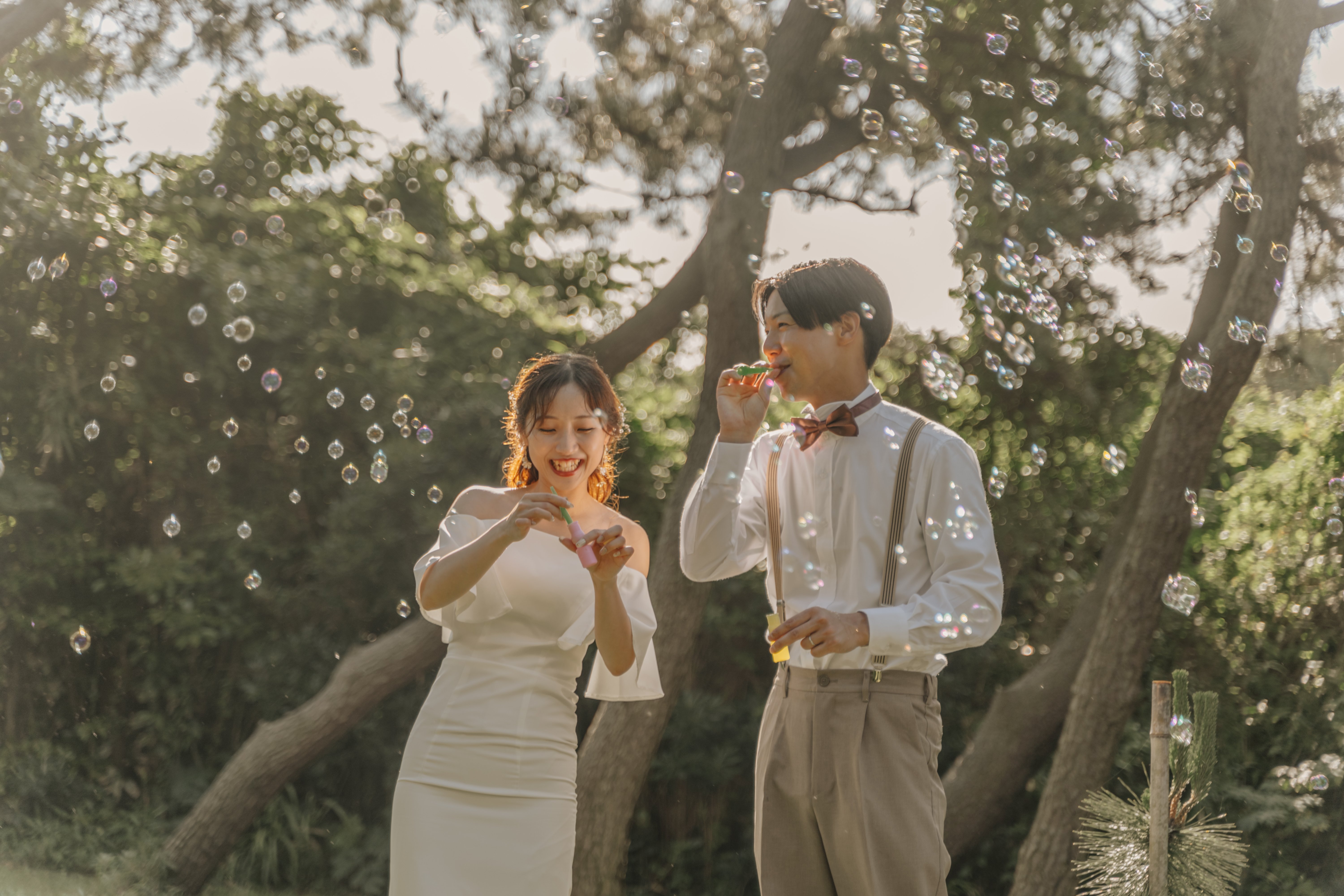 ウェディング小物 前撮り 前撮り準備】小物でおしゃれに仕上げるアイテム集 🎈✨｜THE STORY