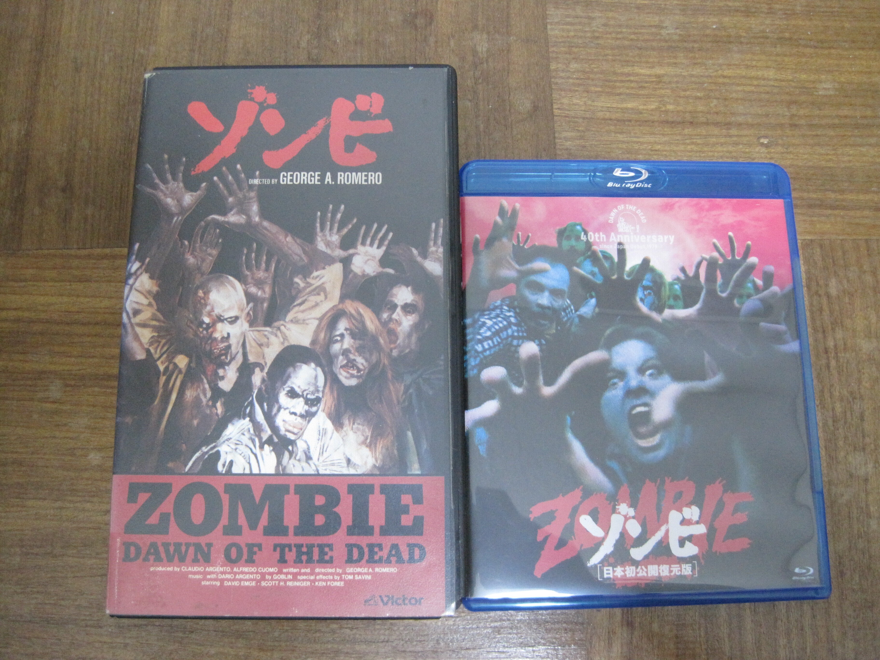 サスペリア　VHS 完全数量限定盤　シリアルナンバー有り Amazon.co.jp: 【Amazon.co.jp限定】サスペリアVHS（吹替版