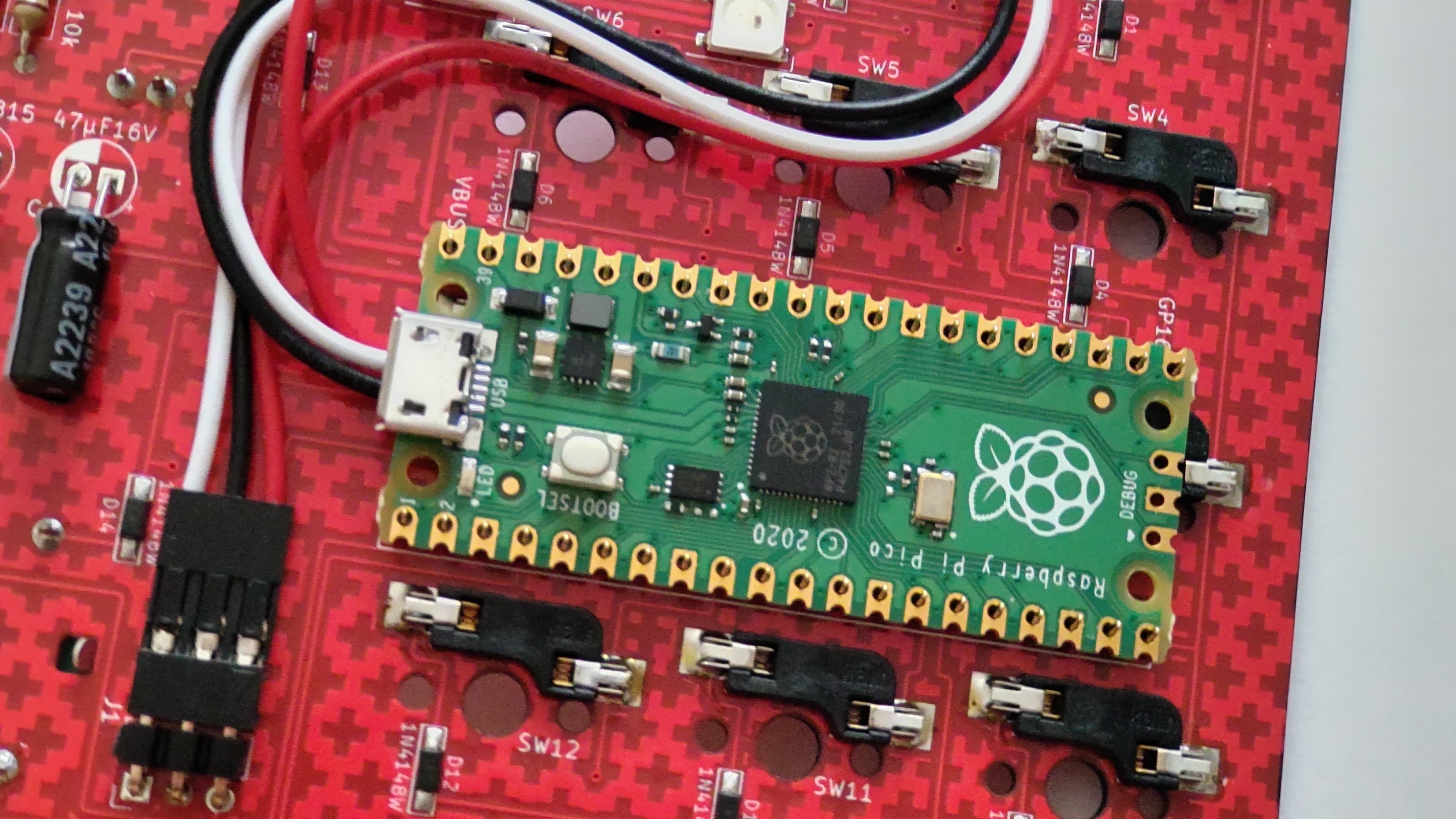 RP2040-Zero(RP2040-Tiny)の拡張ボードを作った話｜赤紅（Akabeni）