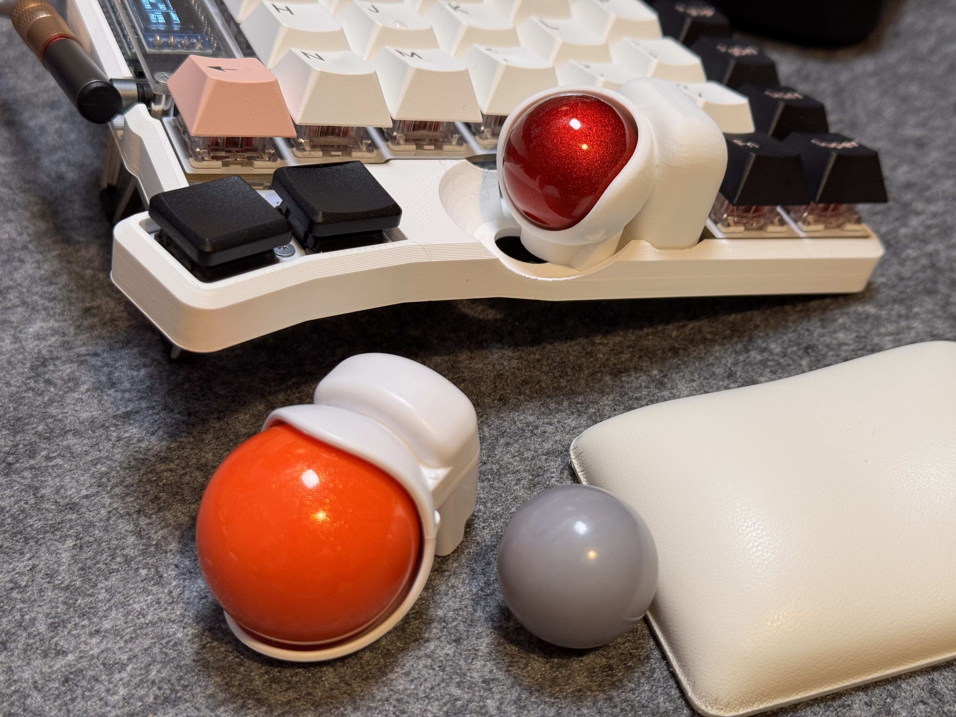 Keyballというキーボードの旅｜ryo watanabe