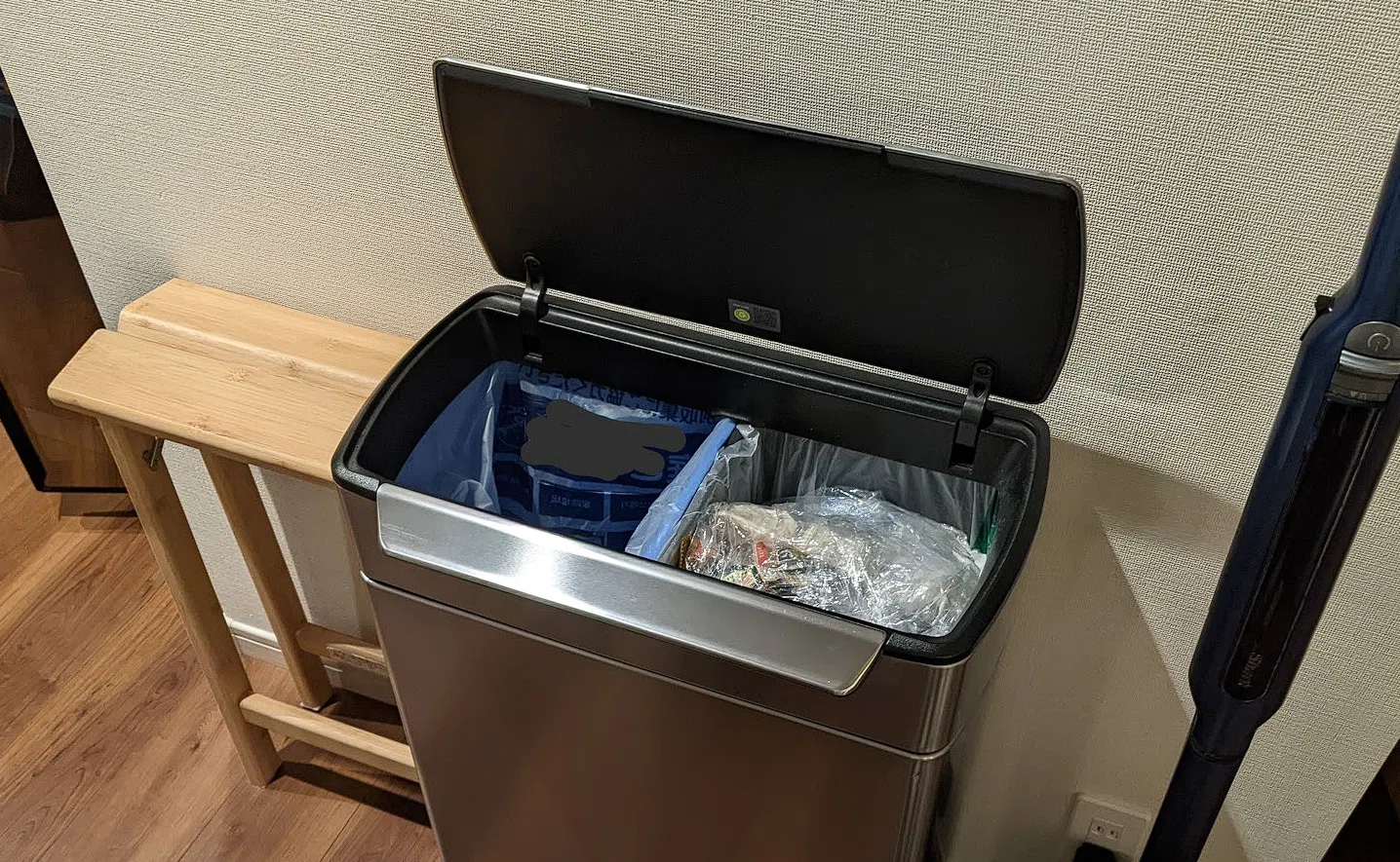 シンプルヒューマン でかいゴミ箱1年使用レビュー(simplehuman)｜さしみつ