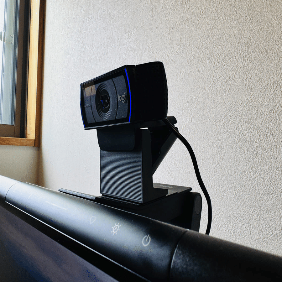 BenQ ScreenBar Pro ブラック Webカメラアクセサリー同封版 BenQ ScreenBar Proレビュー！自動ON/OFF搭載。手元を明るく、広く