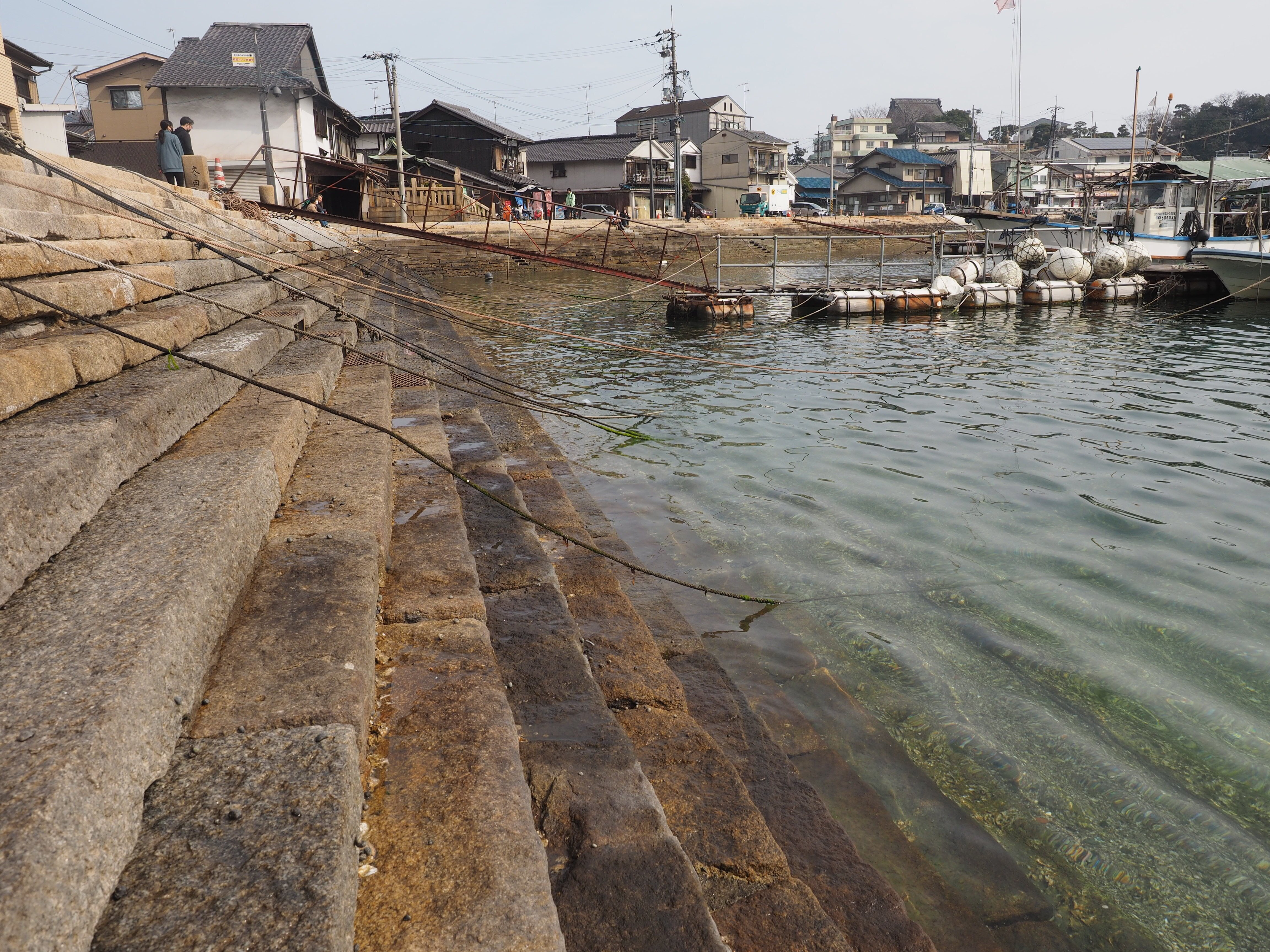 瀬戸内海の「鞆の浦」 開発から守られた潮待ちの港町を歩く