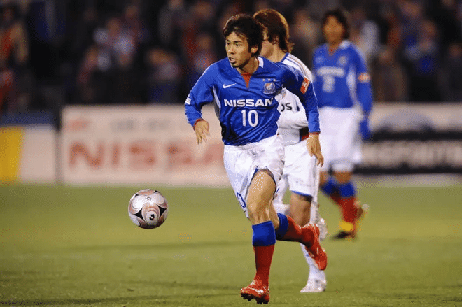 元日本代表／京都サンガFC　山瀬功治選手サイン&刺繍入りF50スパイク 元日本代表／京都サンガFC 山瀬功治選手サイン&刺繍入りF50