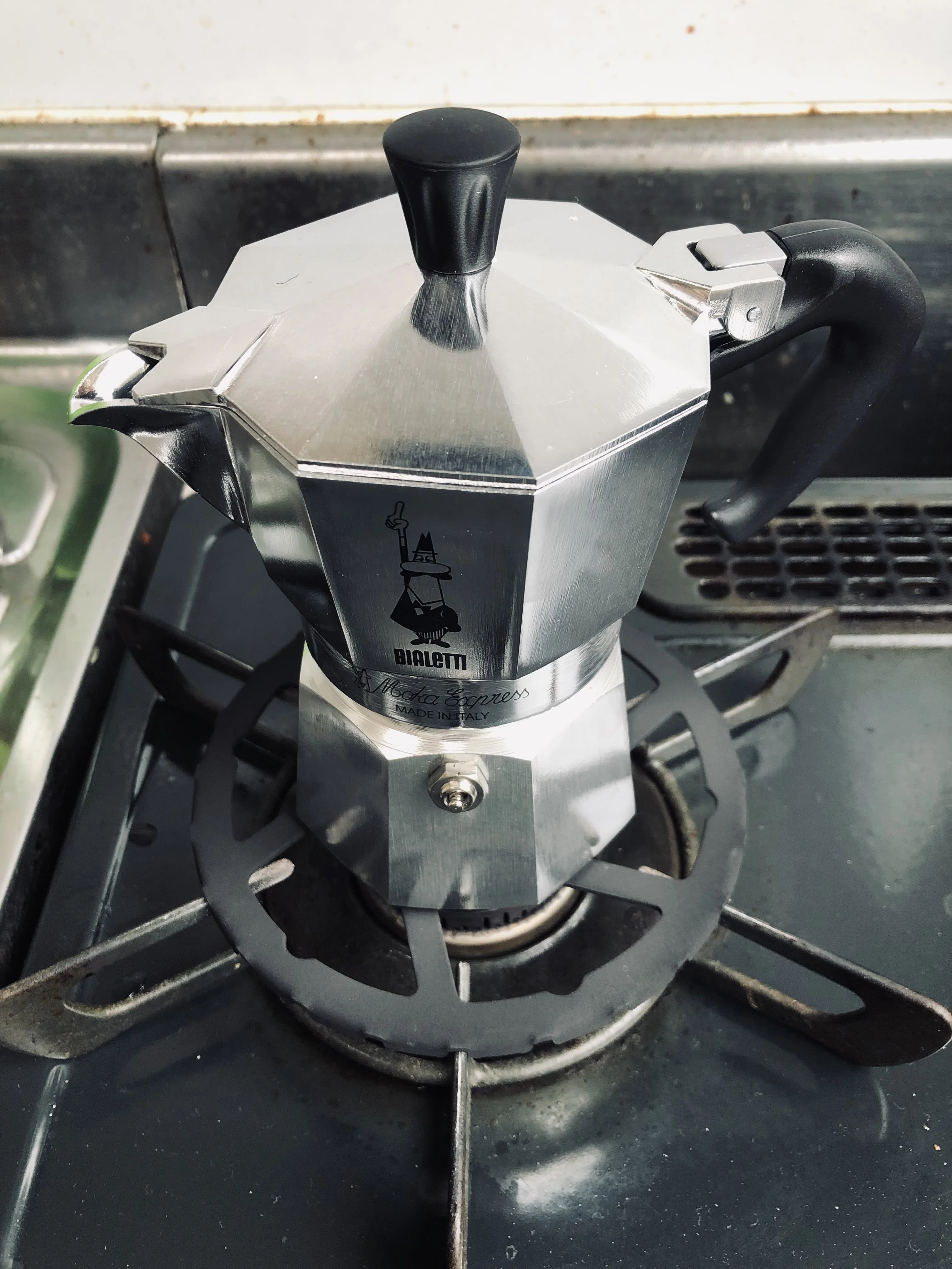 Introduction to Enjoying Espresso at Home: A Thorough Review of