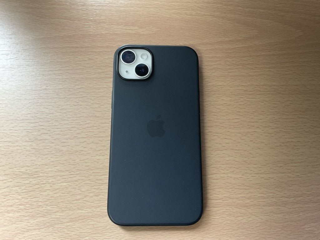 もっとも無印良品の純正ケース以上にシンプルな究極なiPhone もっとも無印良品の純正ケース以上にシンプルな究極なiPhone