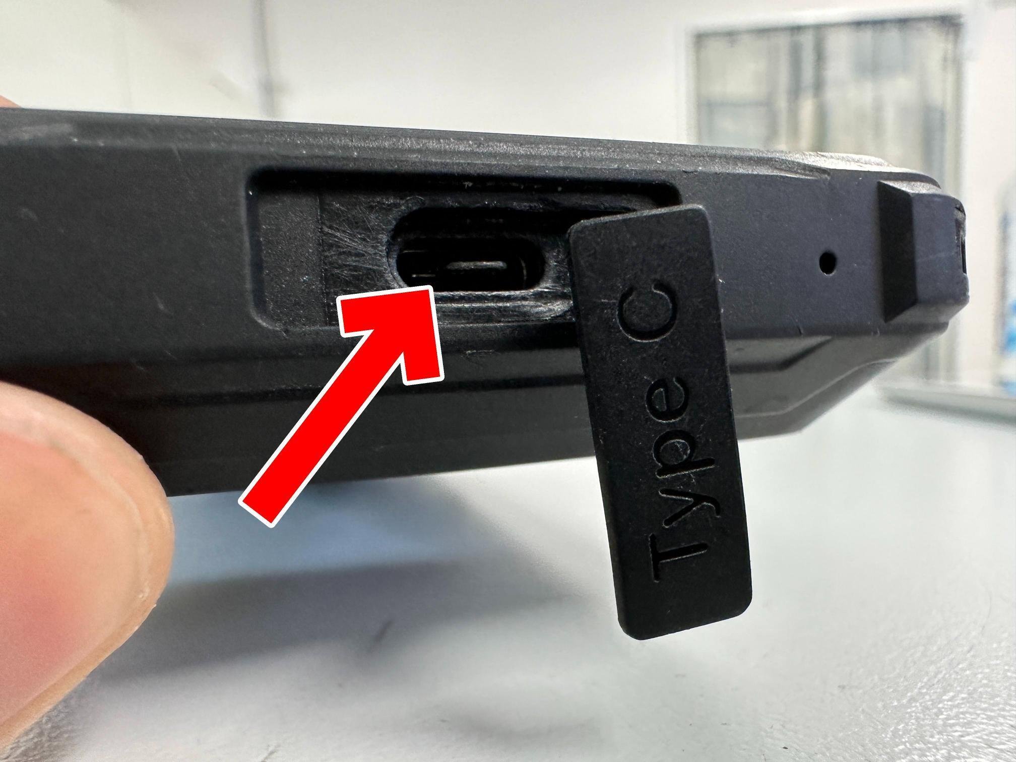 OUKITEL WP22の充電口交換を10780円で対応中！USB破損も郵送修理ポスト