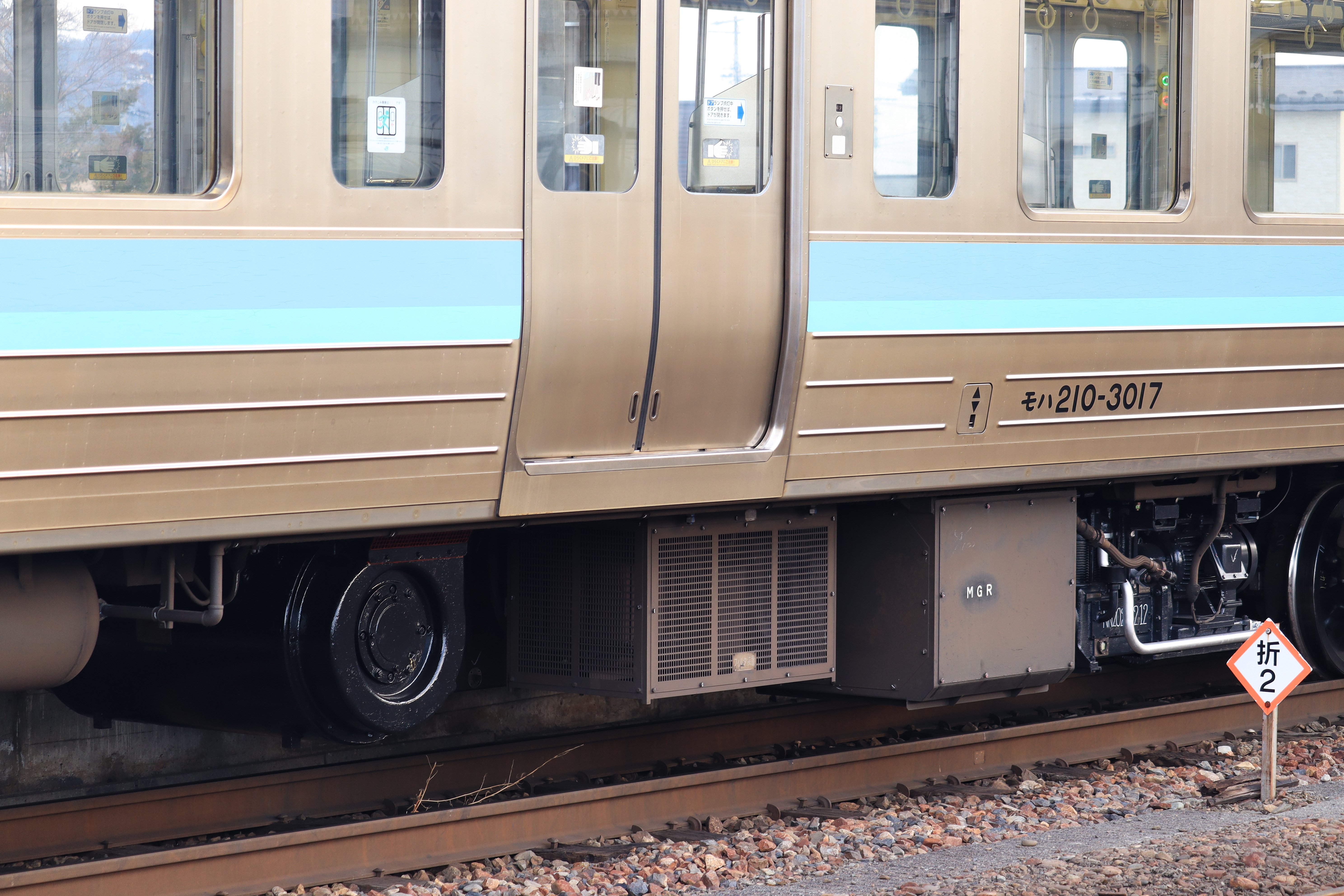 211系N309編成の検査明け。｜鐘 紡