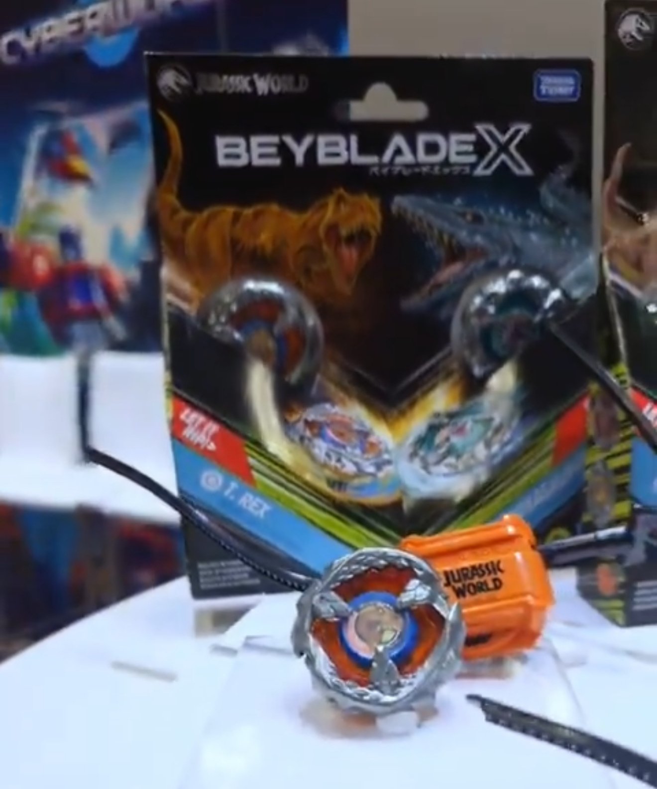 ベイブレードx ジュラシックワールド 2種 BEYBLADEX ベイブレードX : ジュラシックワールド×ベイブレードX
