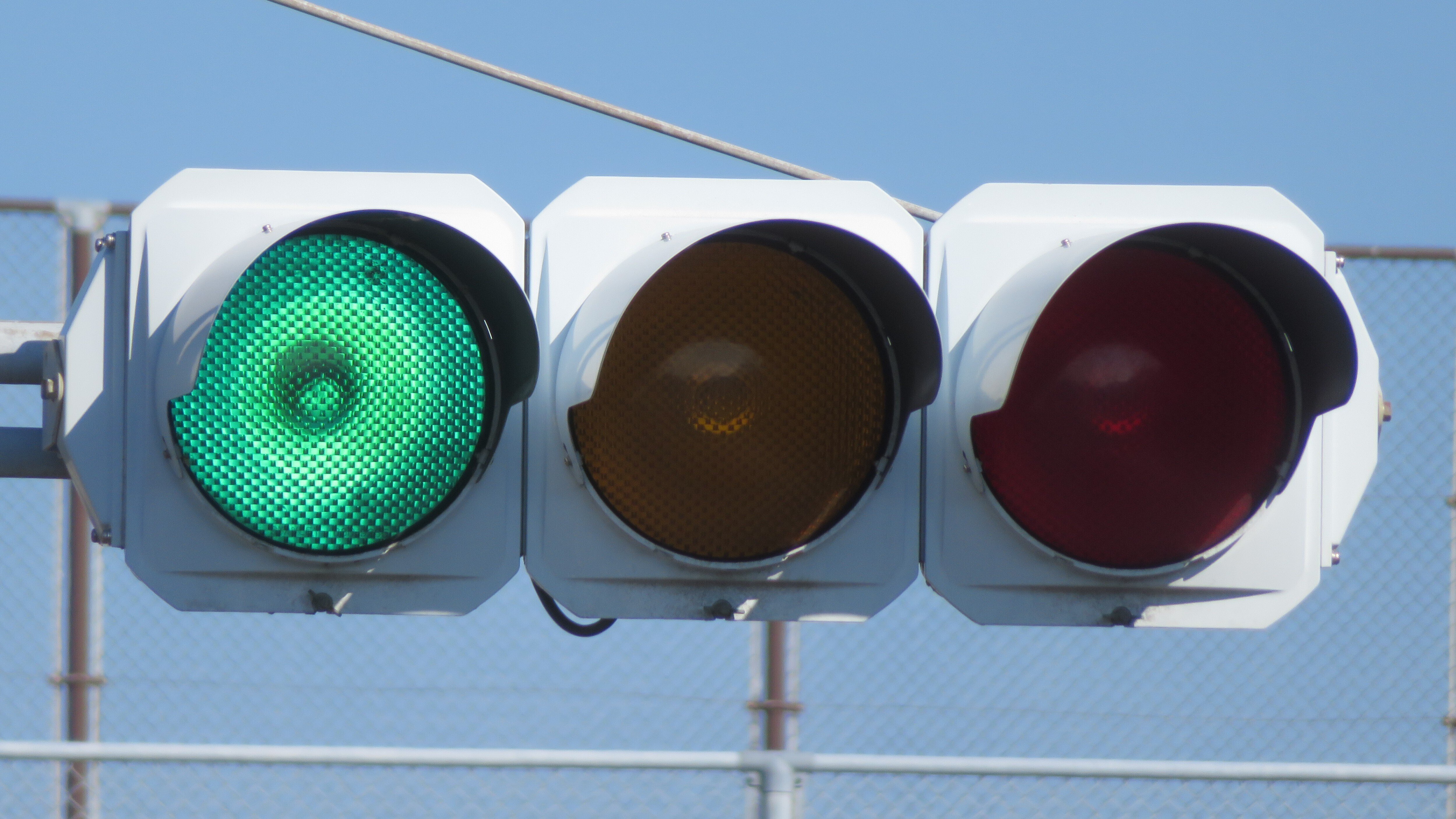 山口県でよく見かける信号機の形は？(車両用編)｜るーと