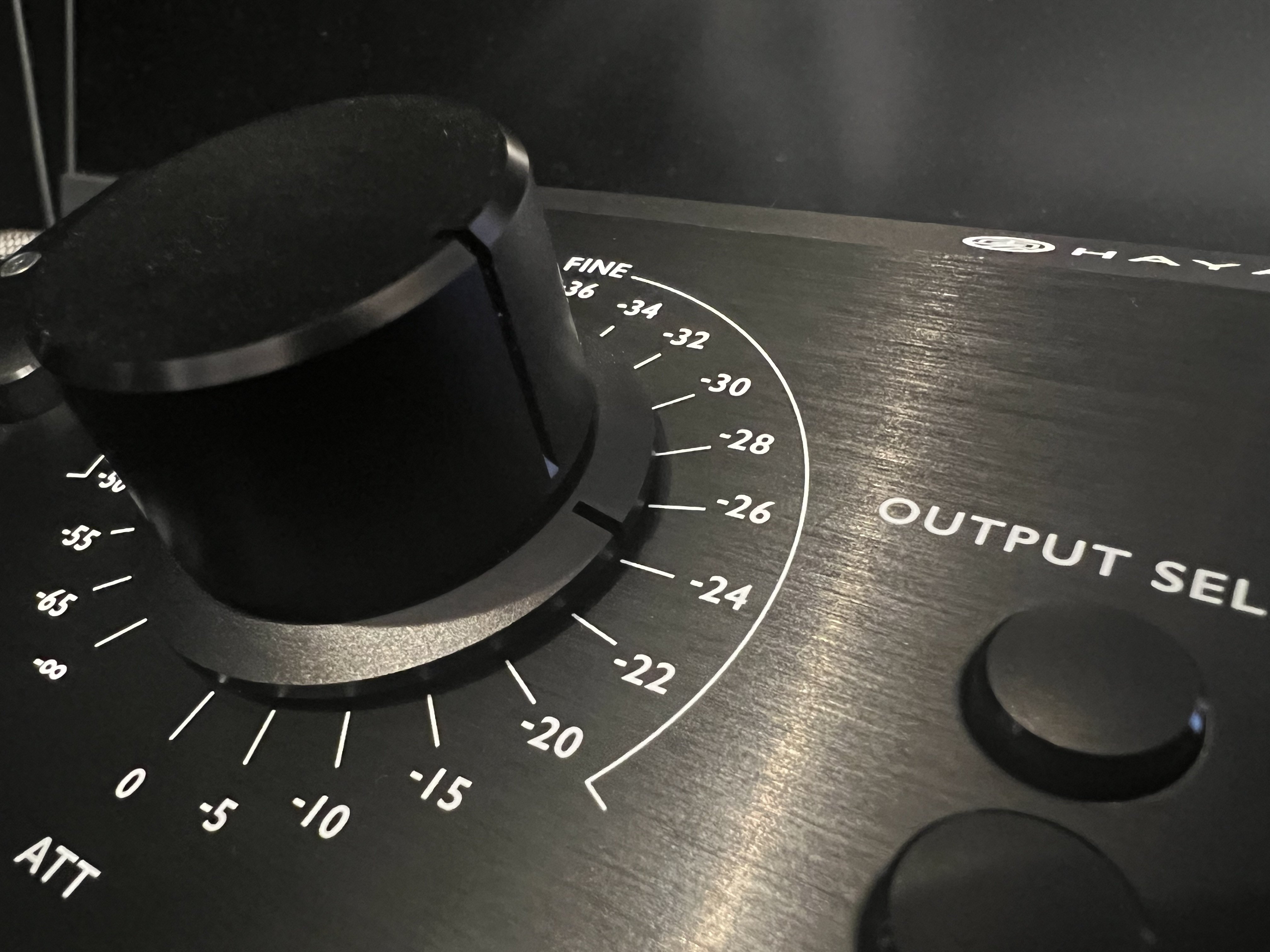 HAYAKUMO「izarai」開発ストーリー 〜音を追求したパッシブ・モニター