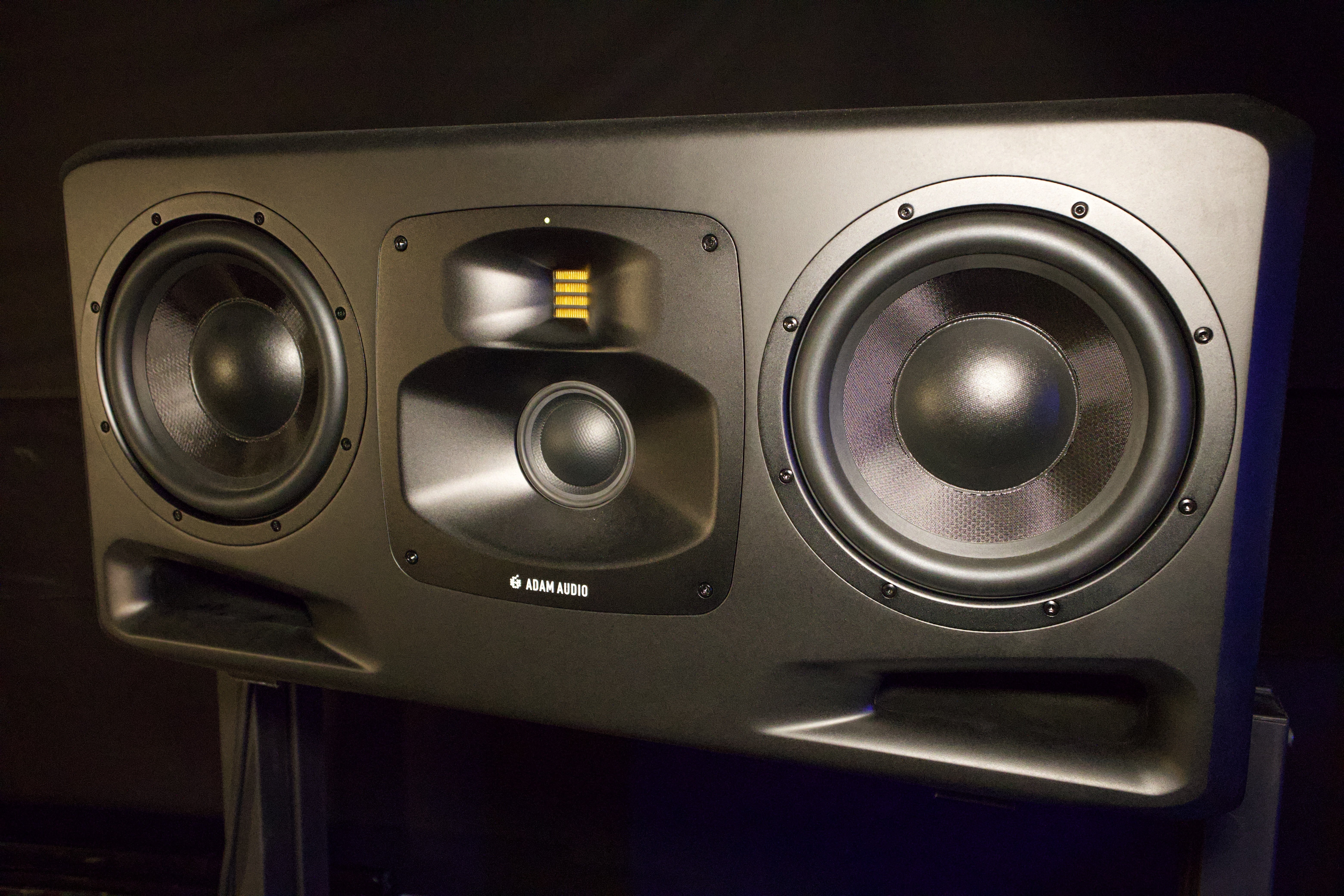 HAYAKUMO「izarai」開発ストーリー 〜音を追求したパッシブ・モニター