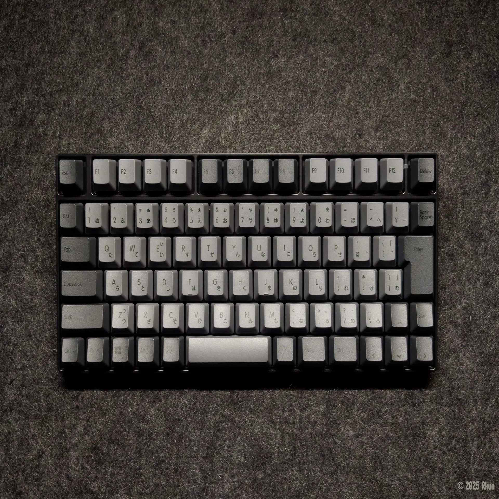 REALFORCE RC1】イイ感じのキーボードです！｜Rkun