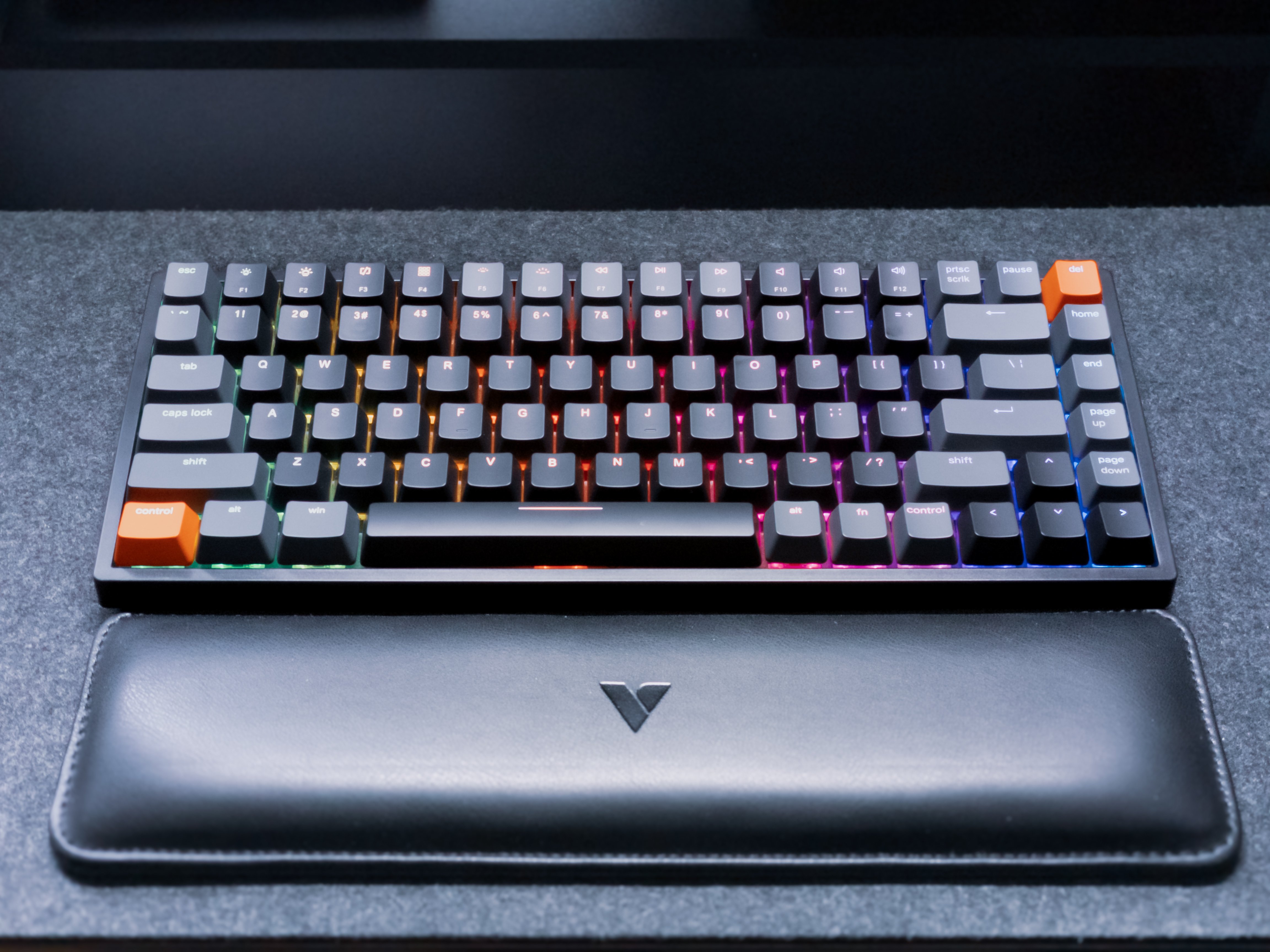 ガジェットレビュー】沼へ行くキッカケの一枚 │ VISSLES V84 Pro