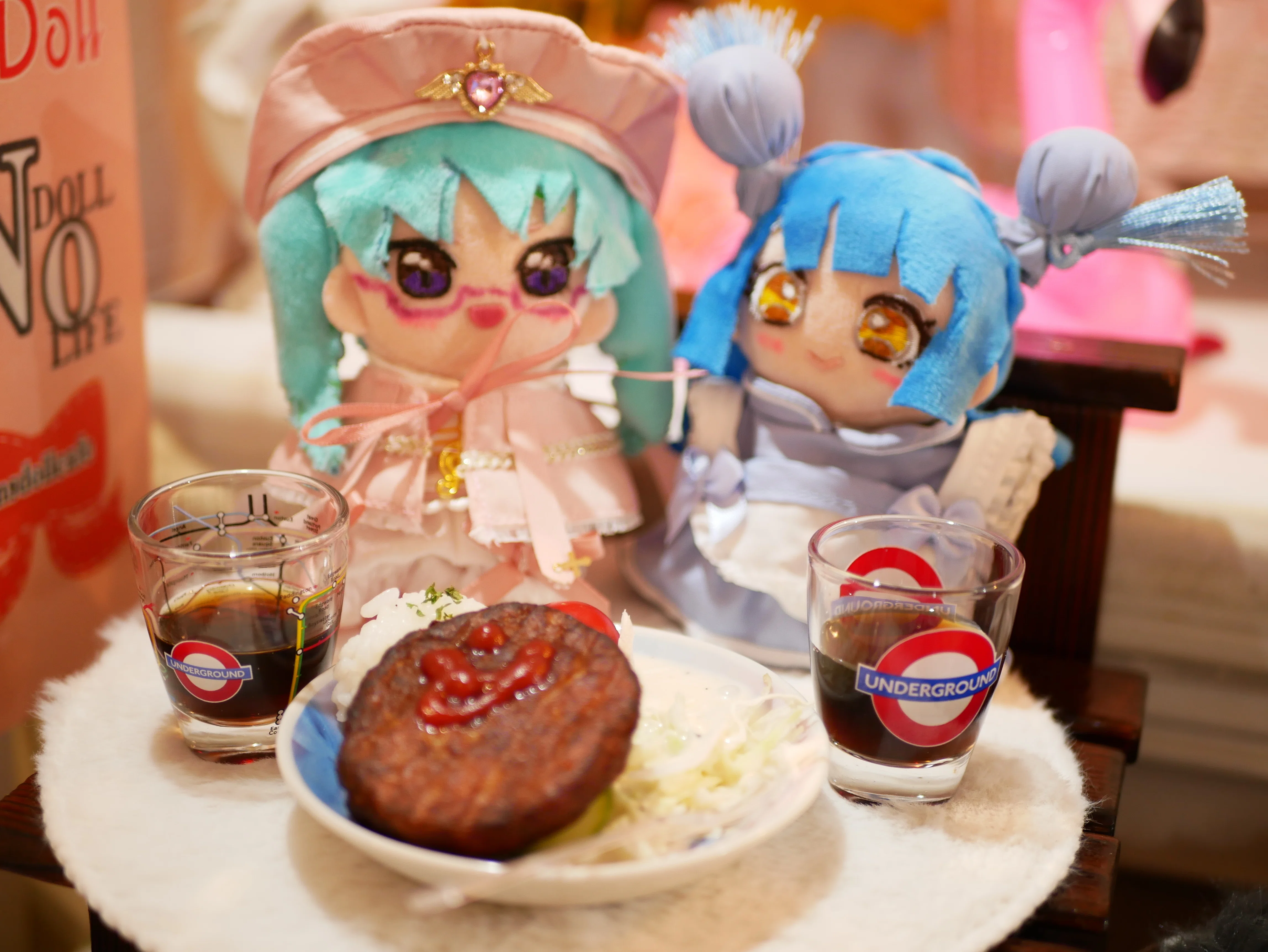 ドル活初心者が都心部のドールカフェ＆バーを4か所巡ってみての所感