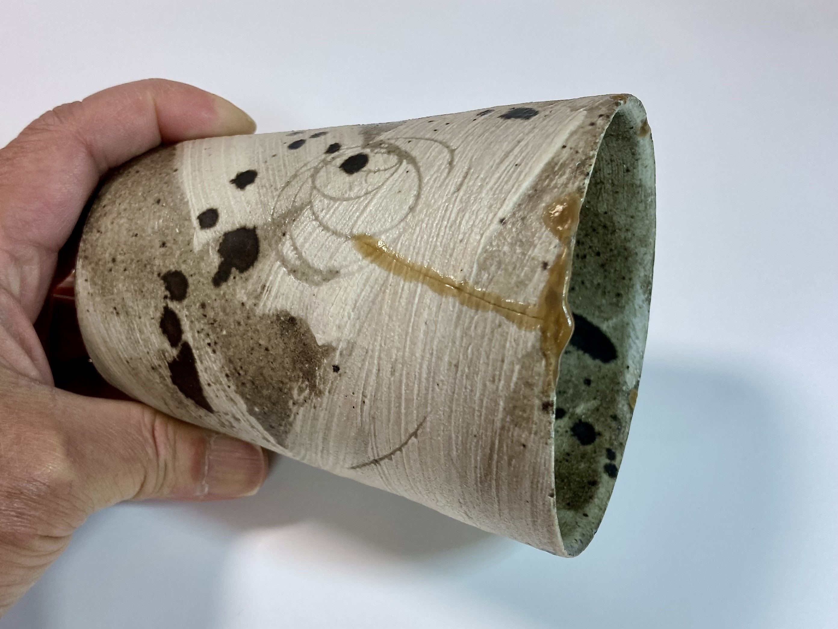 号外】現代風の金継ぎ的陶器修理に挑戦してみた！②｜萬蔵（MANZOU）