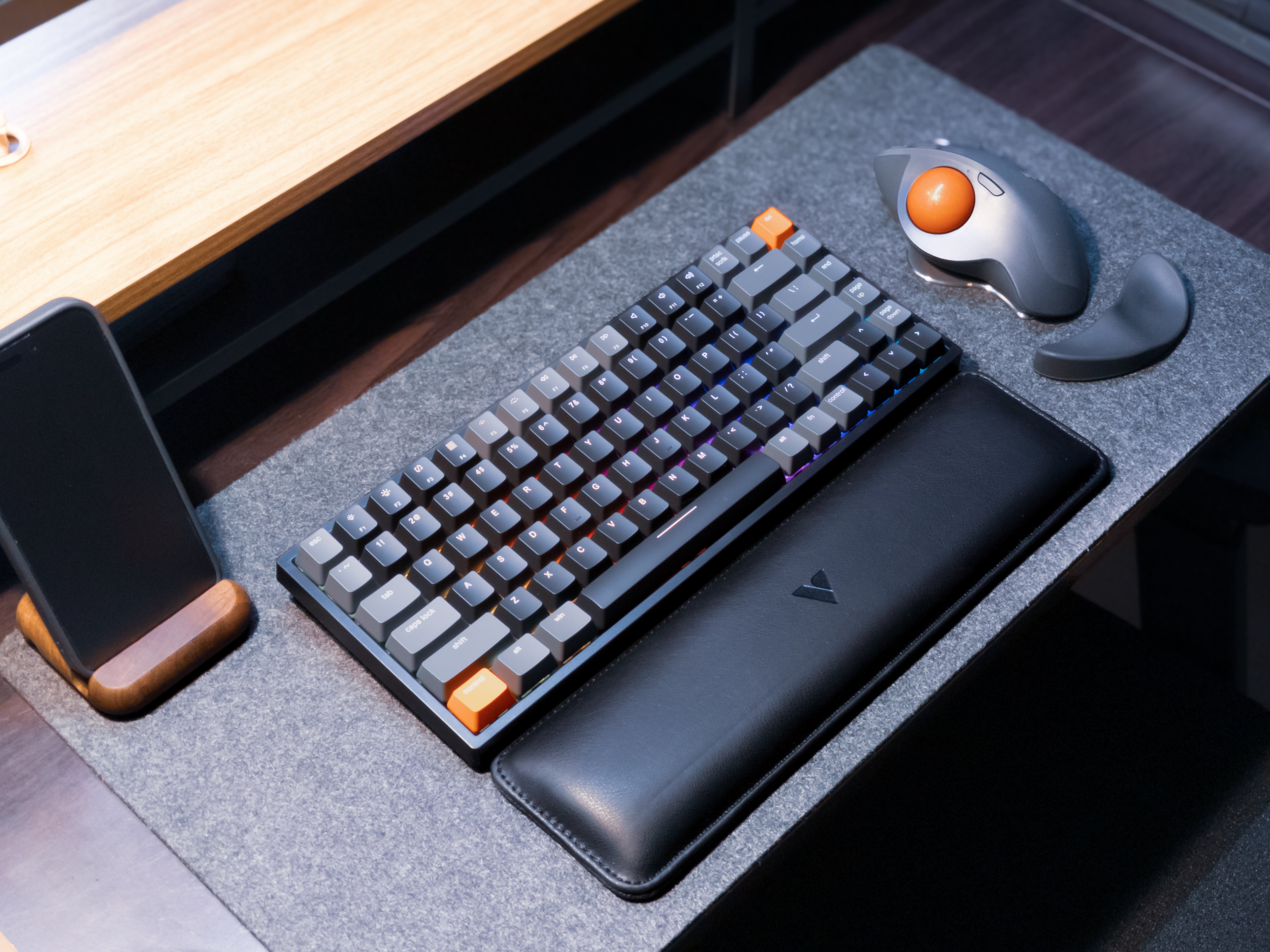 ガジェットレビュー】沼へ行くキッカケの一枚 │ VISSLES V84 Pro