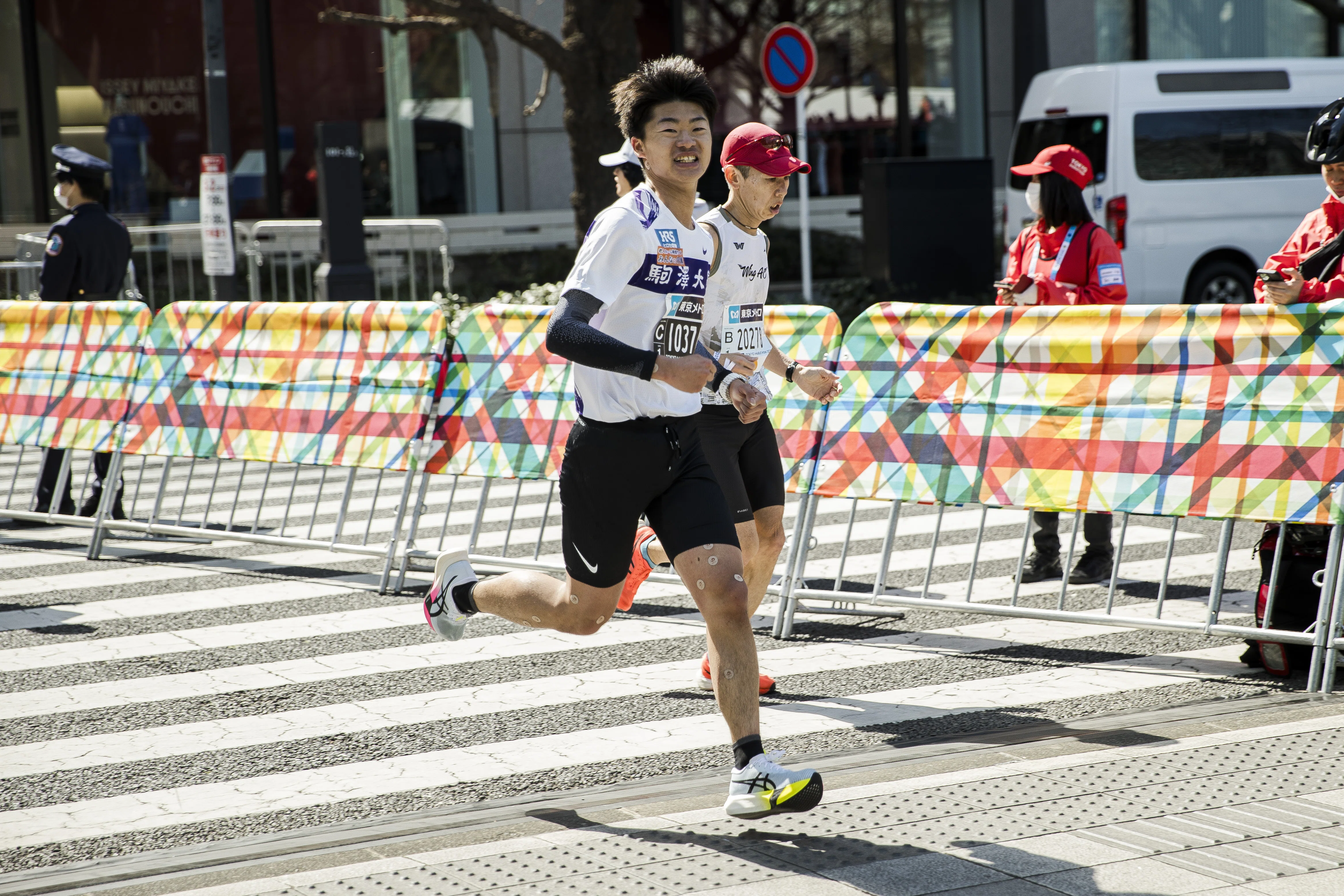 東京マラソン2025 ロングTシャツ Sサイズ 東京マラソン2025 ロングTシャツ Sサイズ 【公式通販】