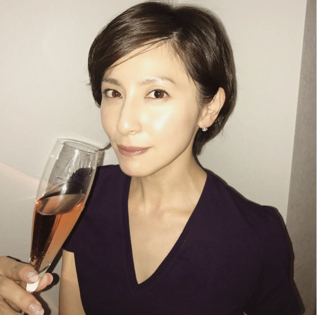 珍しい色の目（青、緑）を持つ日本人は、九州や東北地方に多い！｜ぱや | 好奇心の壺, image size:1082x1078