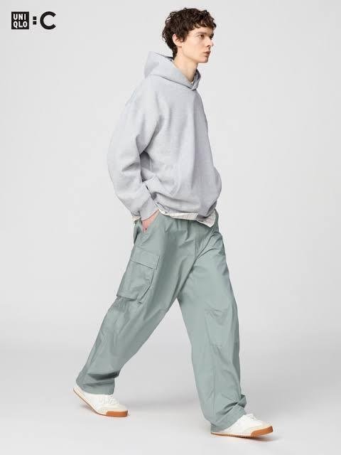 ユニクロc コットンショートブルゾン ワイドフィットカーゴパンツ セットアップ UNIQLO：C新作のワイドフィットカーゴパンツ コットンショート