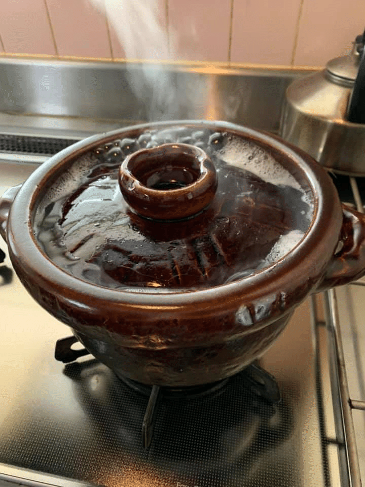 中川一志郎 土鍋 10年目の中川一志郎さんの御飯土鍋 | 安中千絵の食ブログ